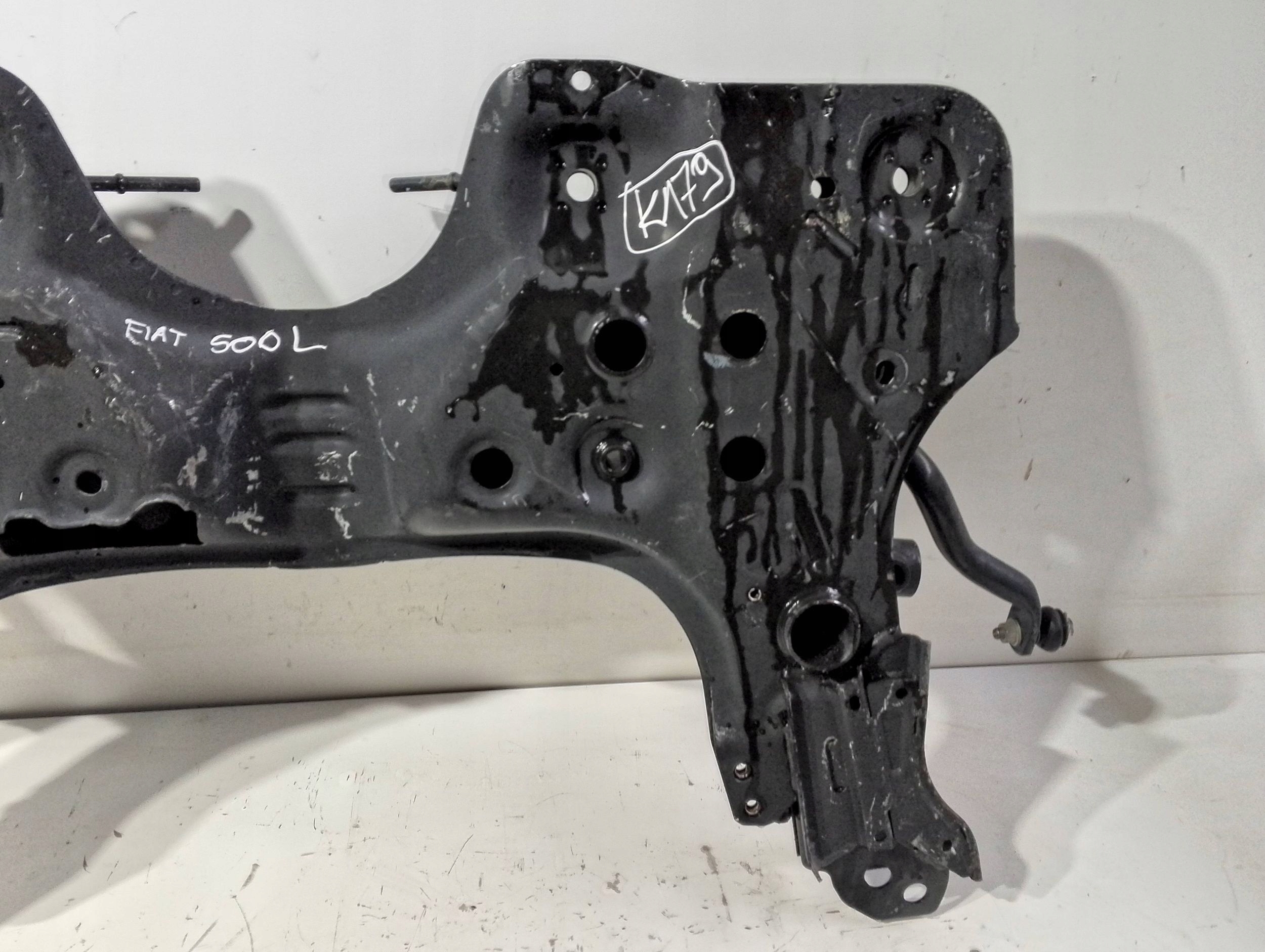 Fiat 500L axle beam front (K179)