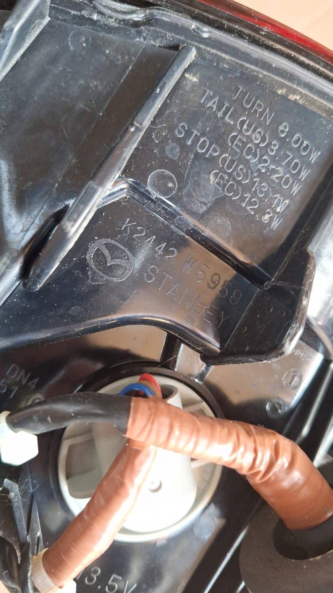 light rear rear part side left Mazda MX-30 K2442W5959