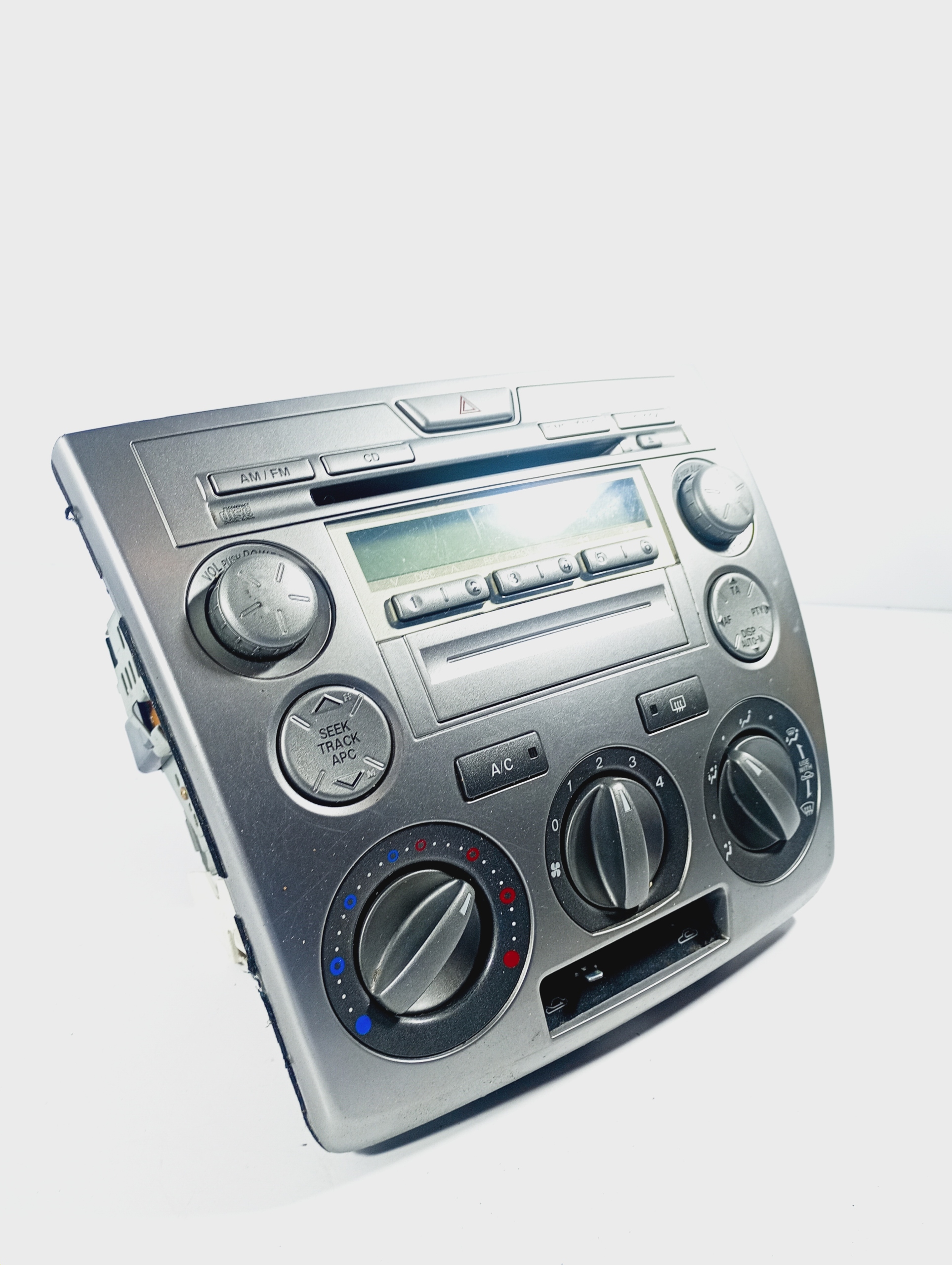 klimabedienteil und radio fehlt code OE 3M7118K876CE Mazda II 2 03-07
