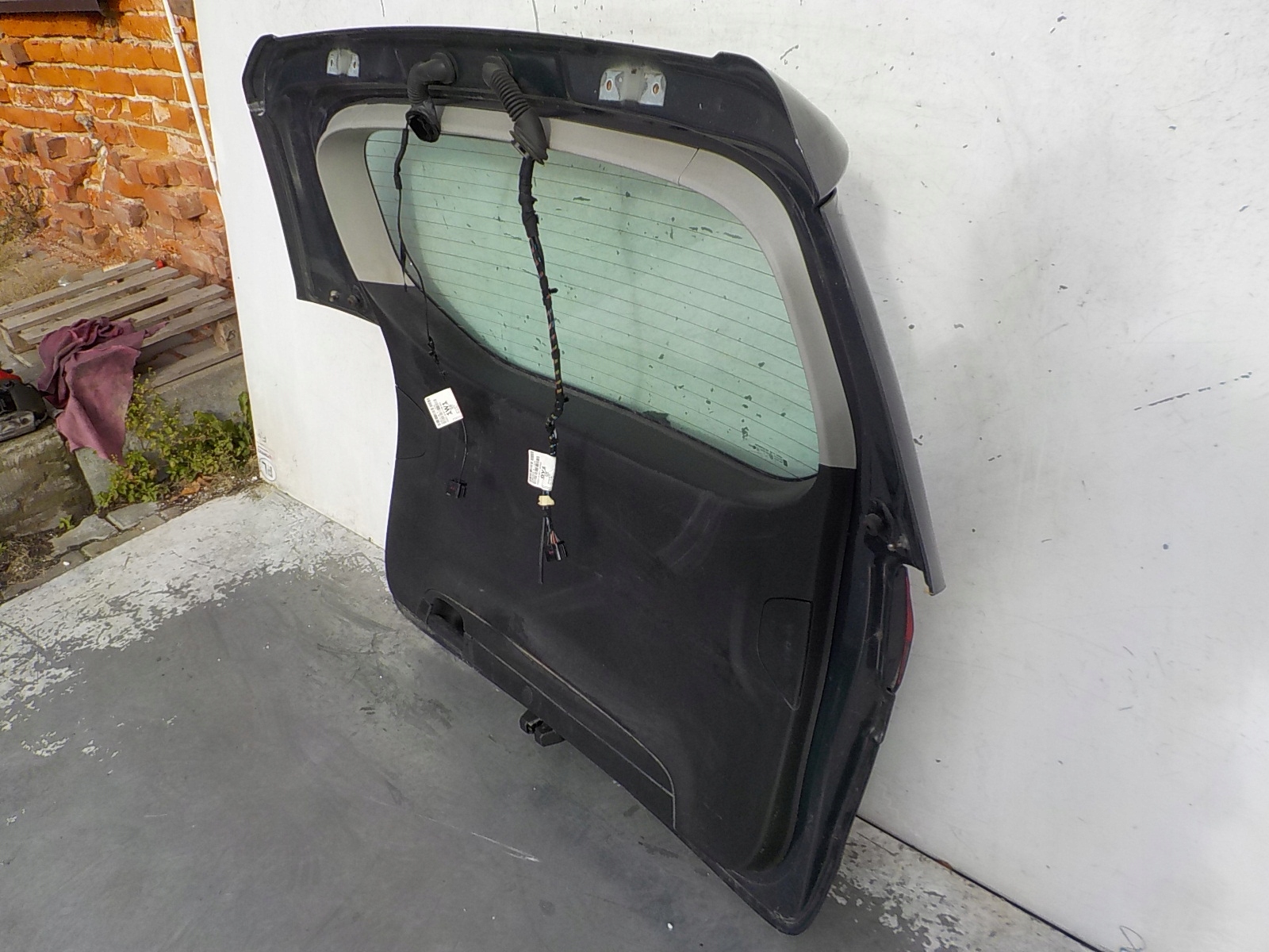 920 OPEL ZAFIRA C boot door rear