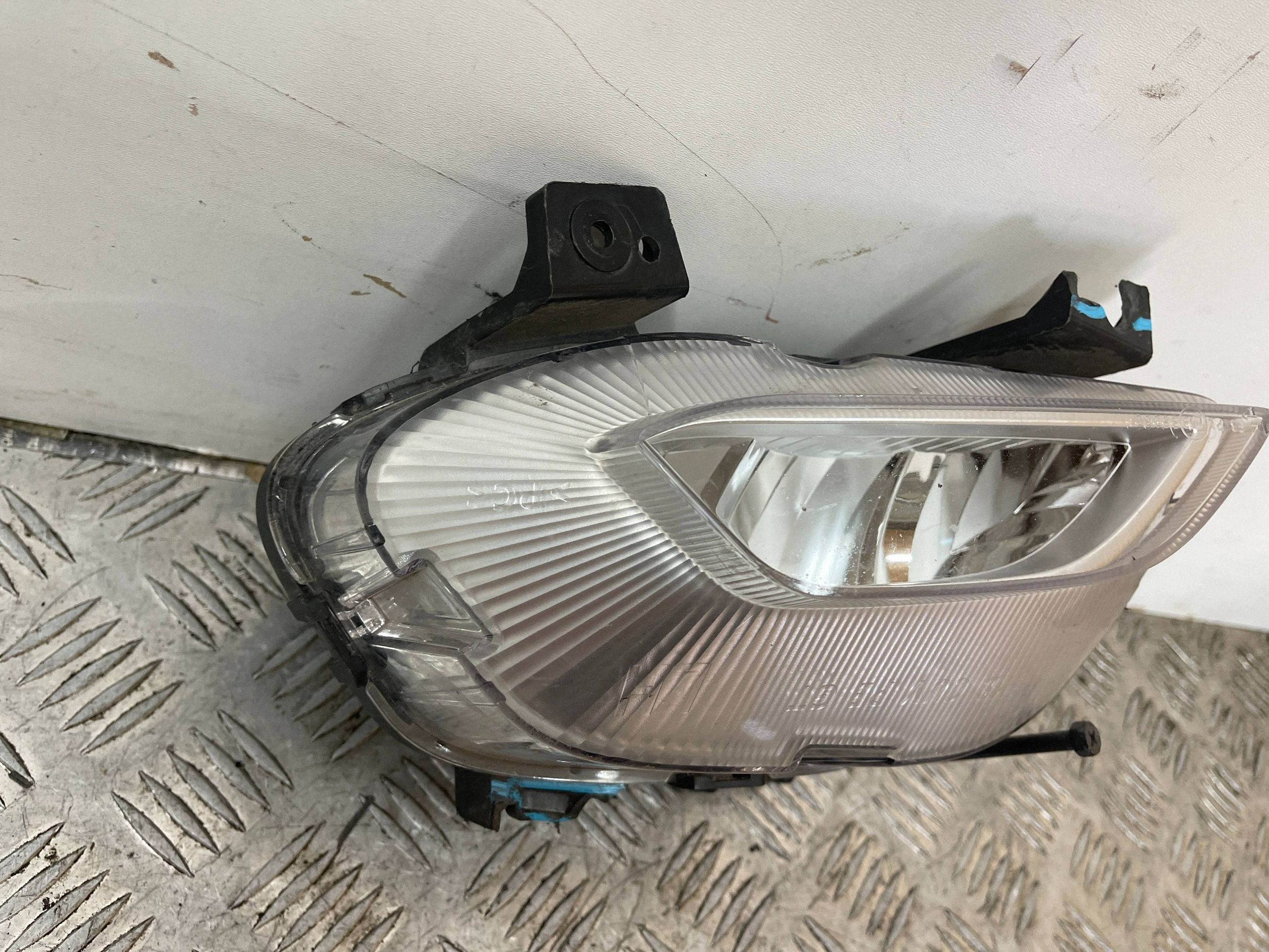 Nebelscheinwerfer links LED KIA STONIC GT 17- 92201-H8