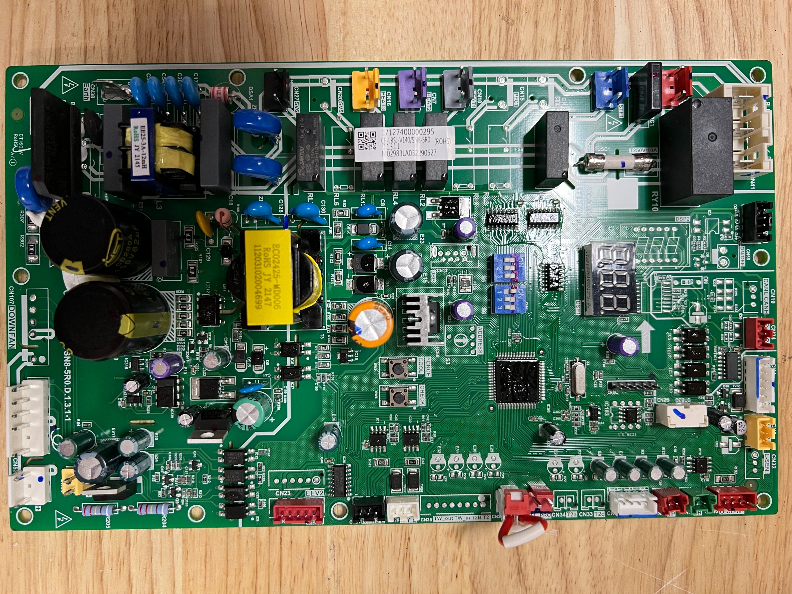 CE-LRSJ-V140/SN8-5R0 Doska agregátu Midea Čerpadlo