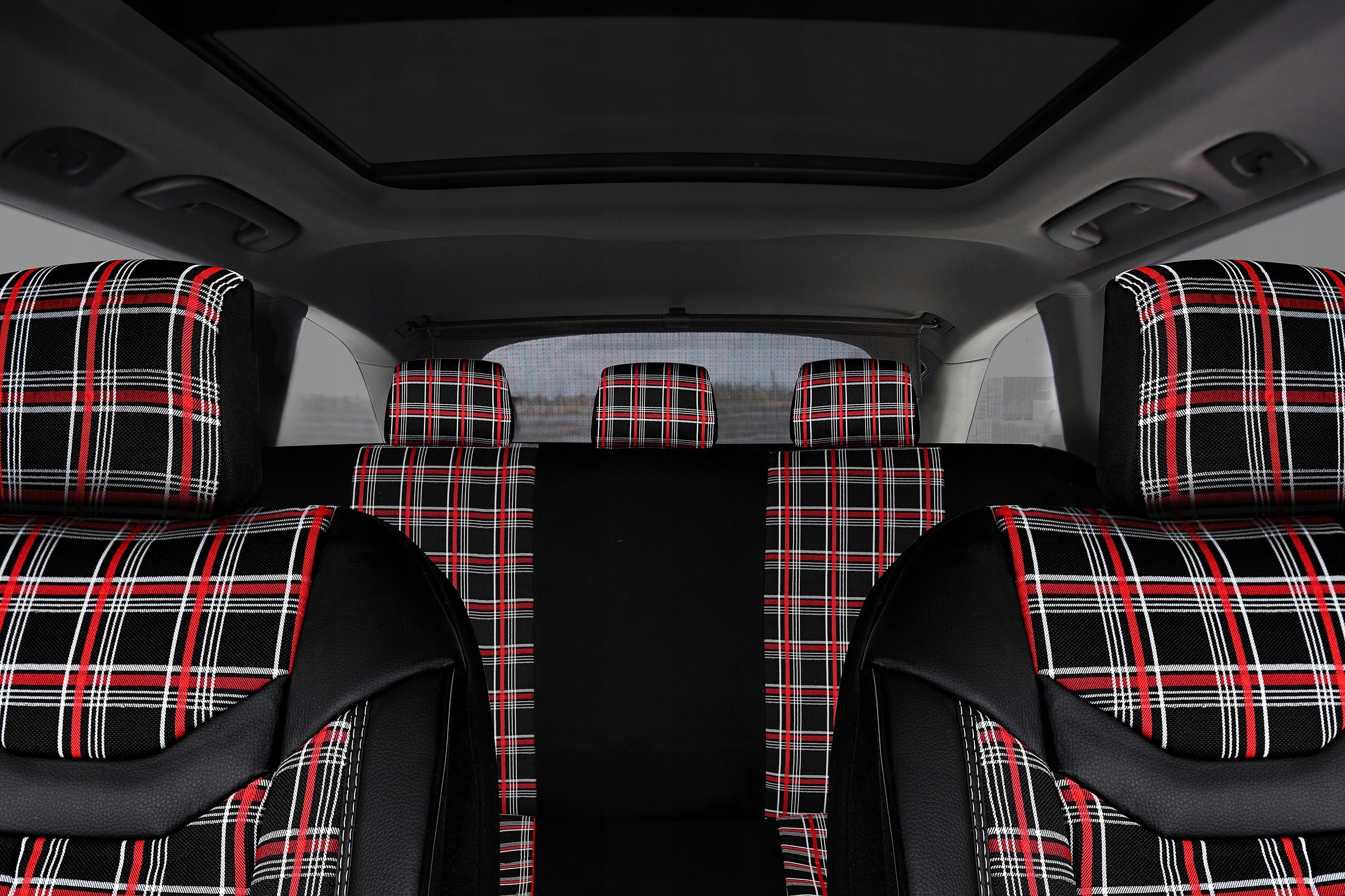 Pokrowce Islay red Grand Vitara SX4 S-Cross Swift Stan opakowania oryginalne