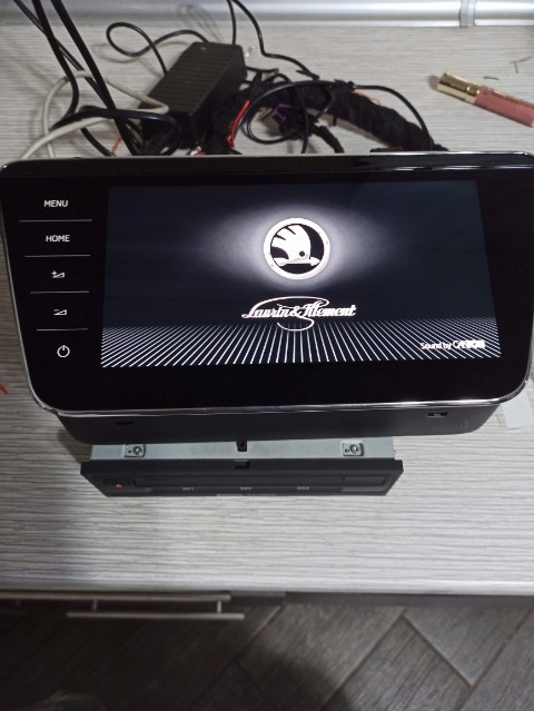 565035021C - Навигация SKODA SUPERB MIB 2,5 экран 9,2”