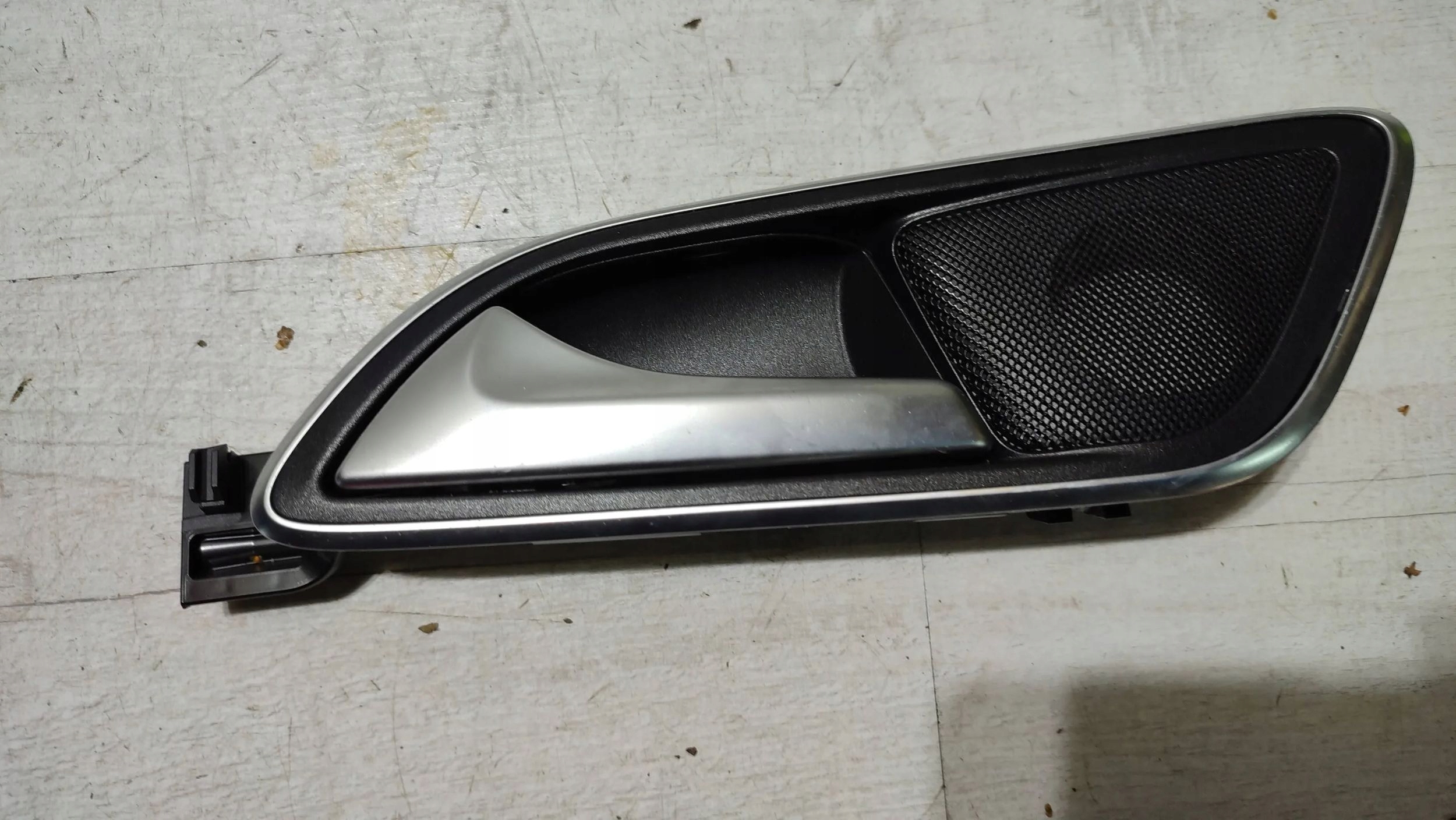 Mercedes-Benz A W176 2017 rear part side left handle inner