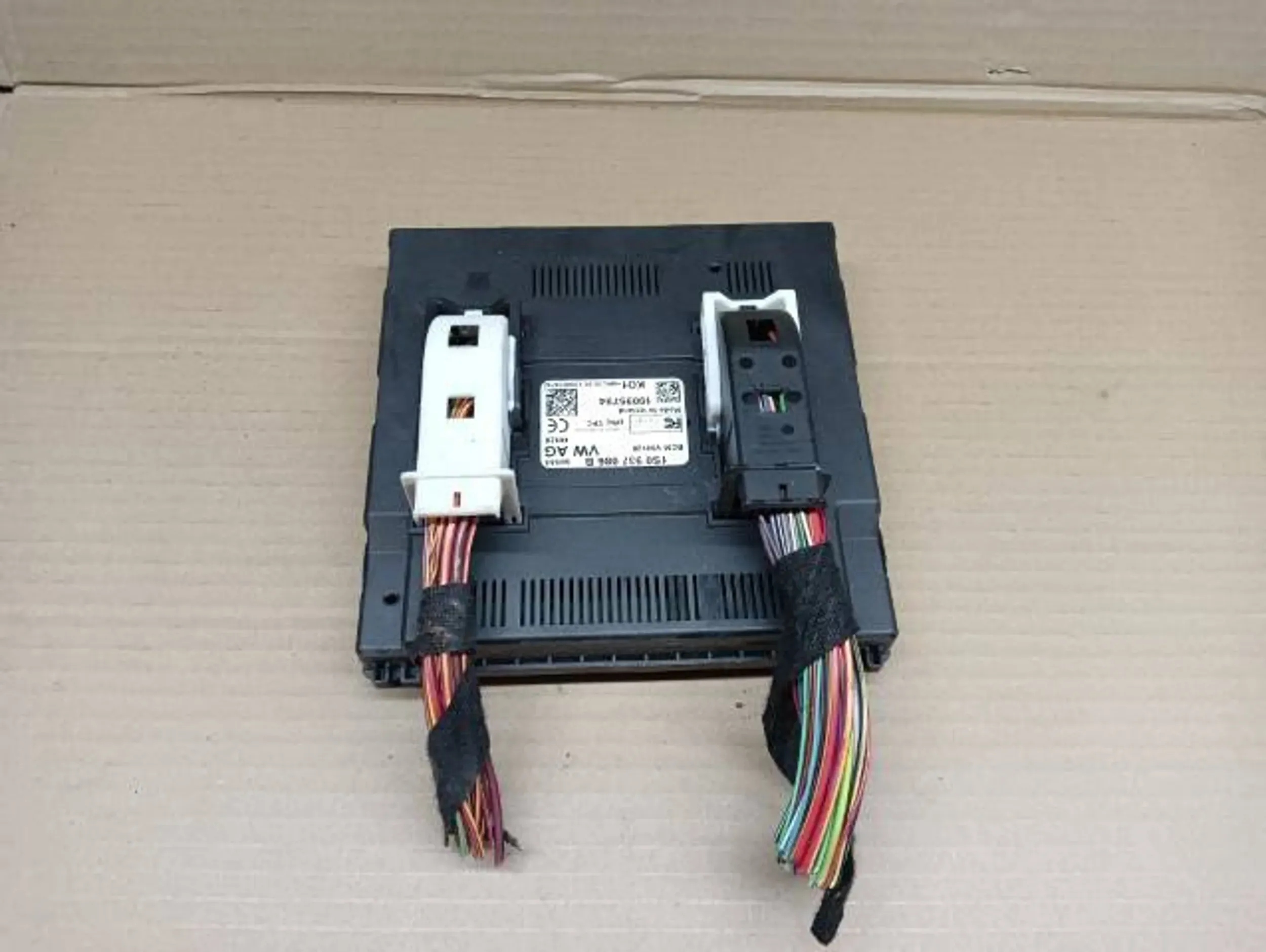 1S0937086B MODUL STEROWNIK KOMFORTU VW UP