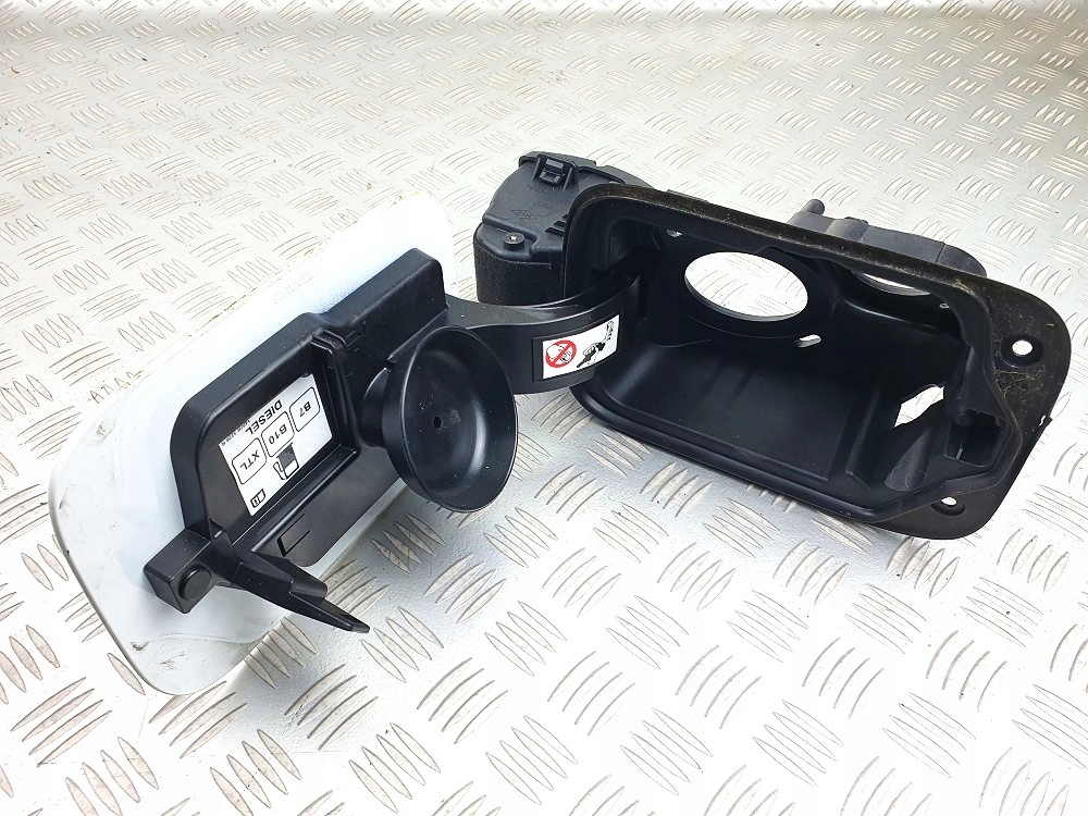 RENAULT ESPACE V KLAPKA WLEWU PALIWA ADBLUE OV369 Producent części Renault OE