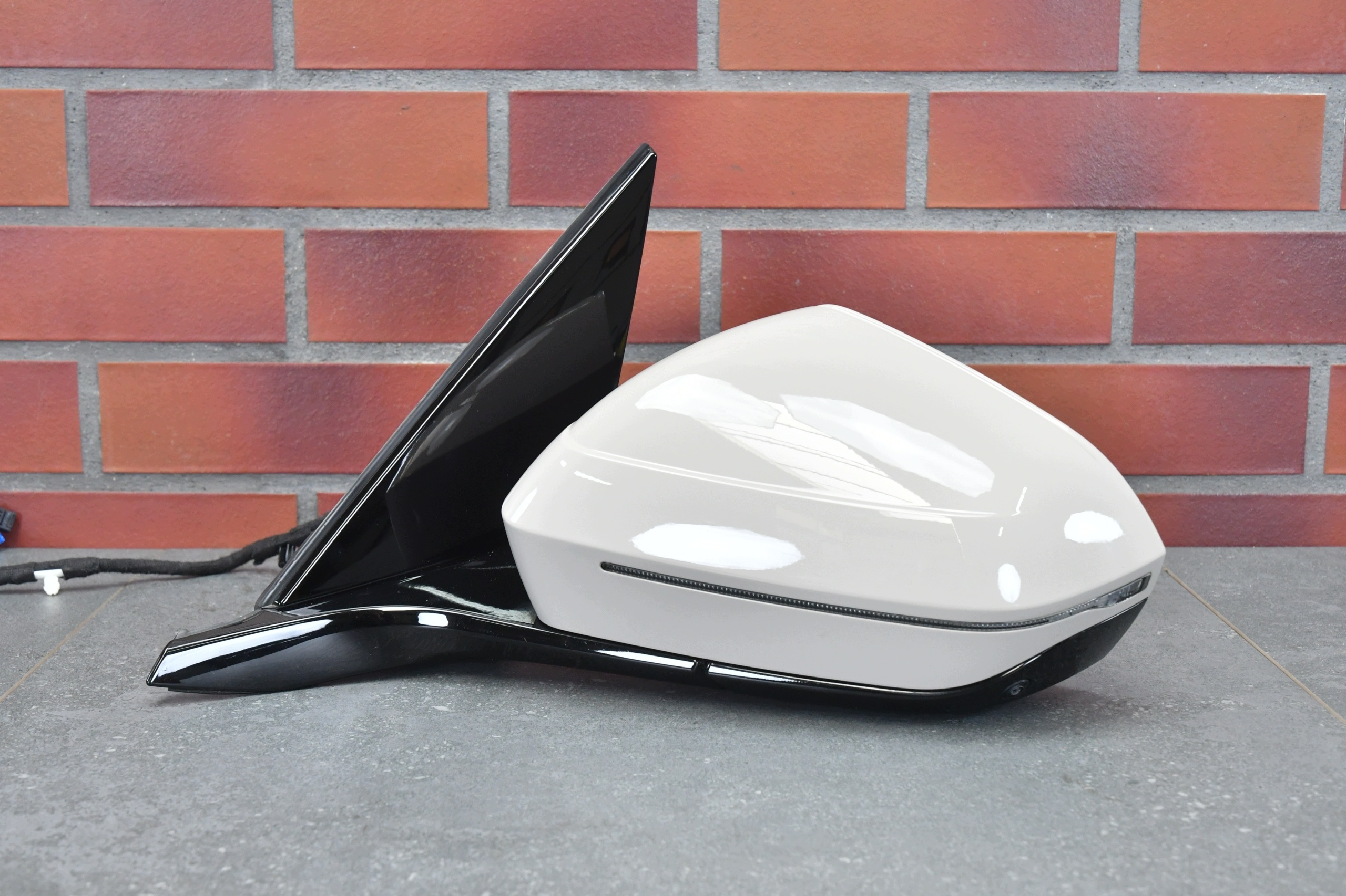 mirror left BMW X3 G45 ASYSTENT KAMERA