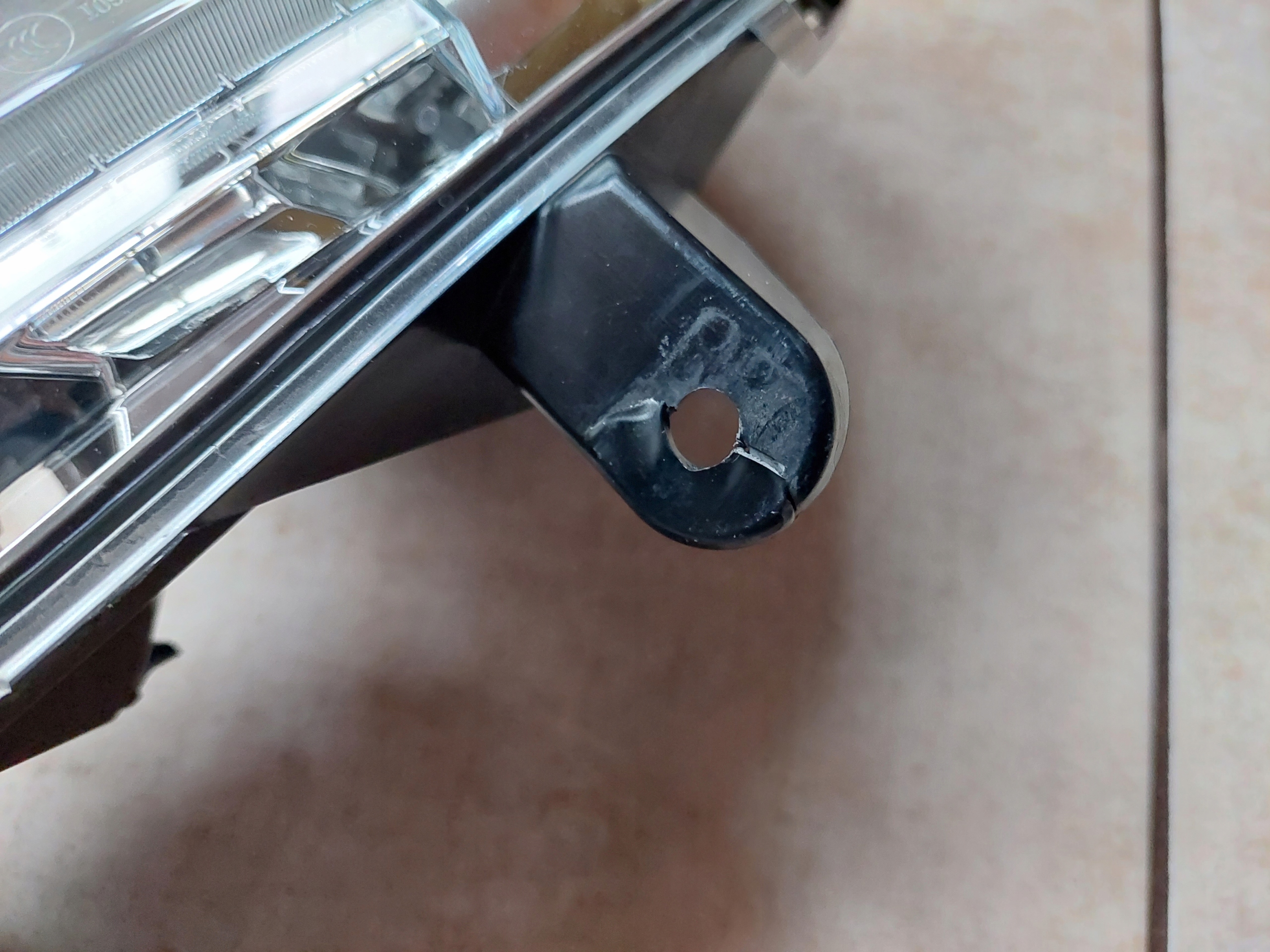 FORD KUGA MK2 галоген левая CV44-13B221-BG