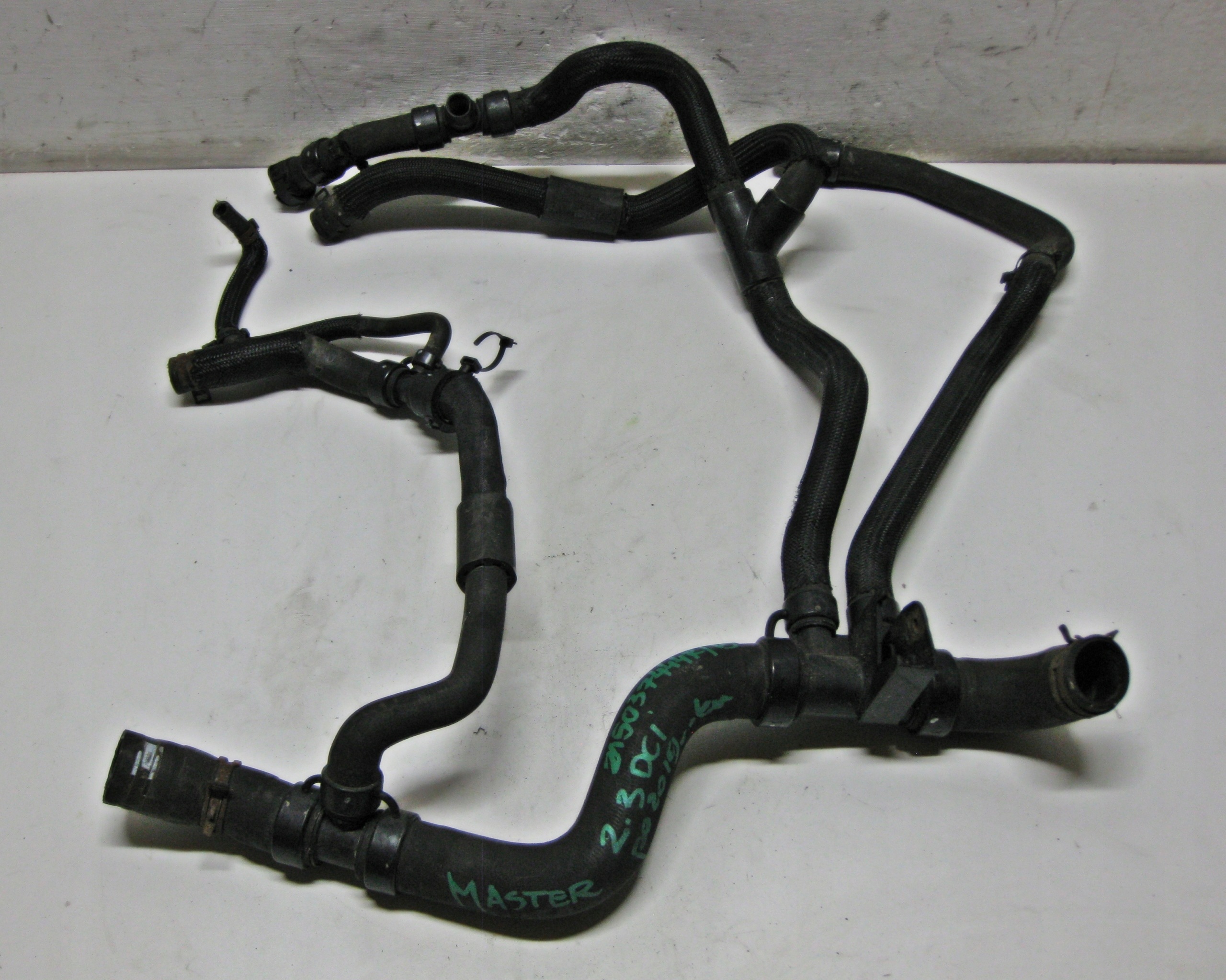 RENAULT MASTER III LIFT hadice hadice vody 215037444