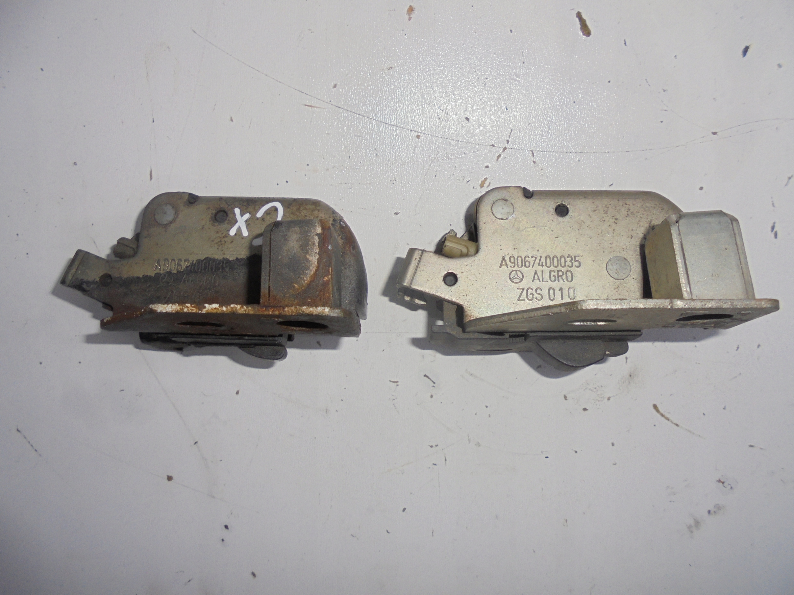 CRAFTER SPRINTER LOCK DOOR REAR PART 06-016R