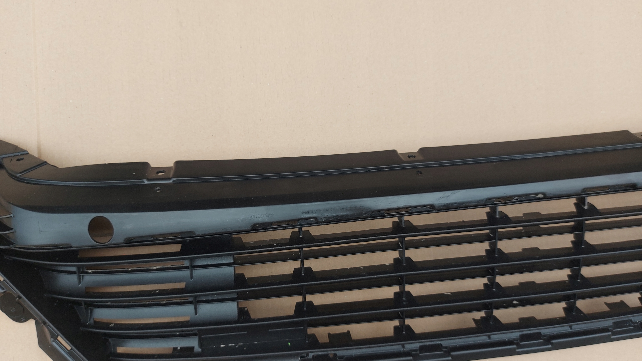 grid of a bumper central front front TOYOTA PROACE CITY OPEL COMBO E 18