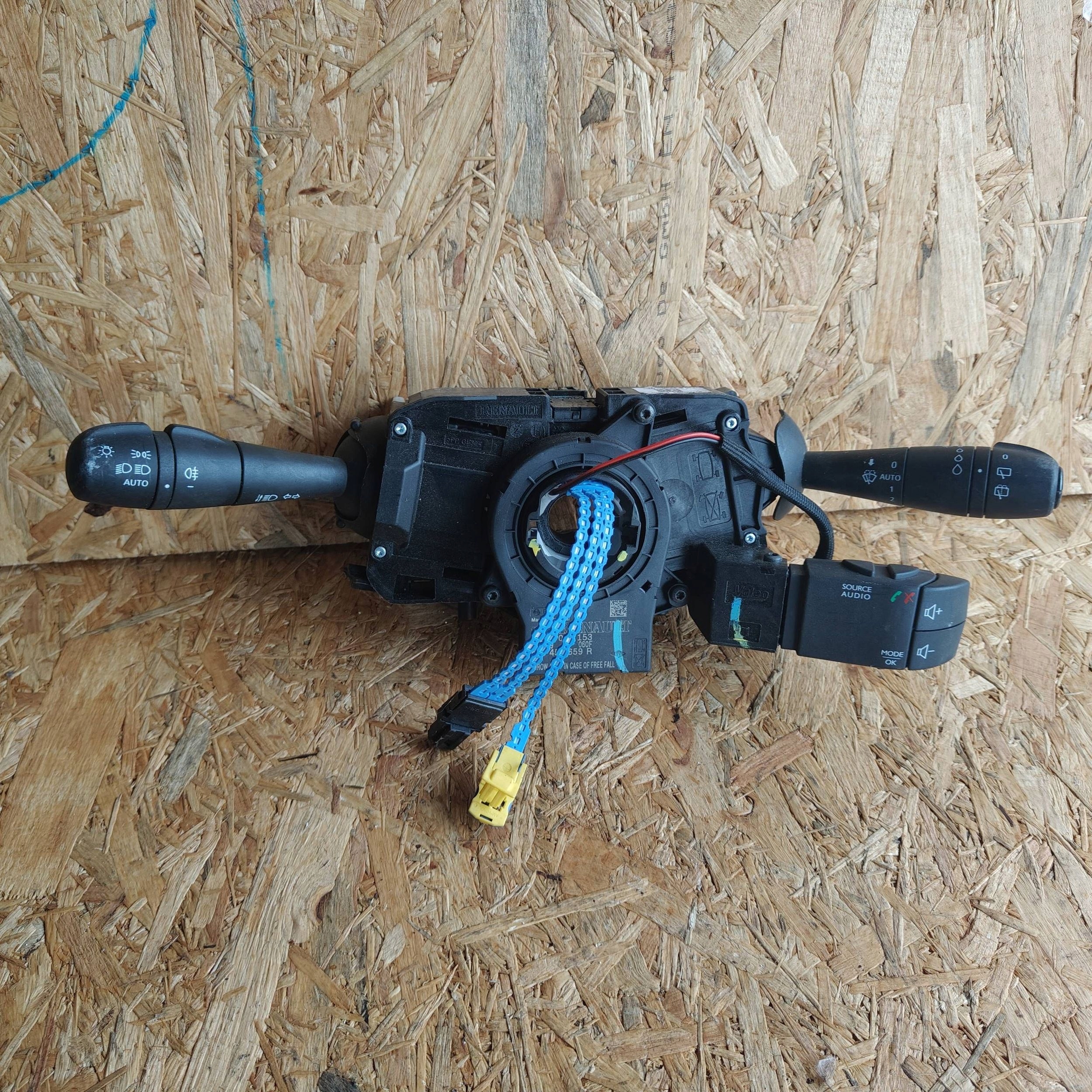 interruttore luci Renault Clio IV 0265019153