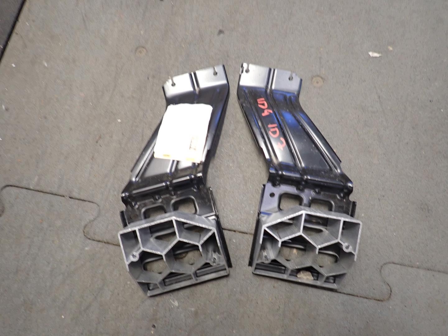 console supports right left VW ID7 2023- 11A806909 11A806910