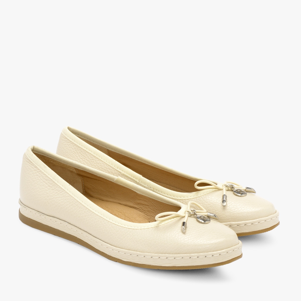 

Ryłko kremowe skórzane baleriny damskie 41