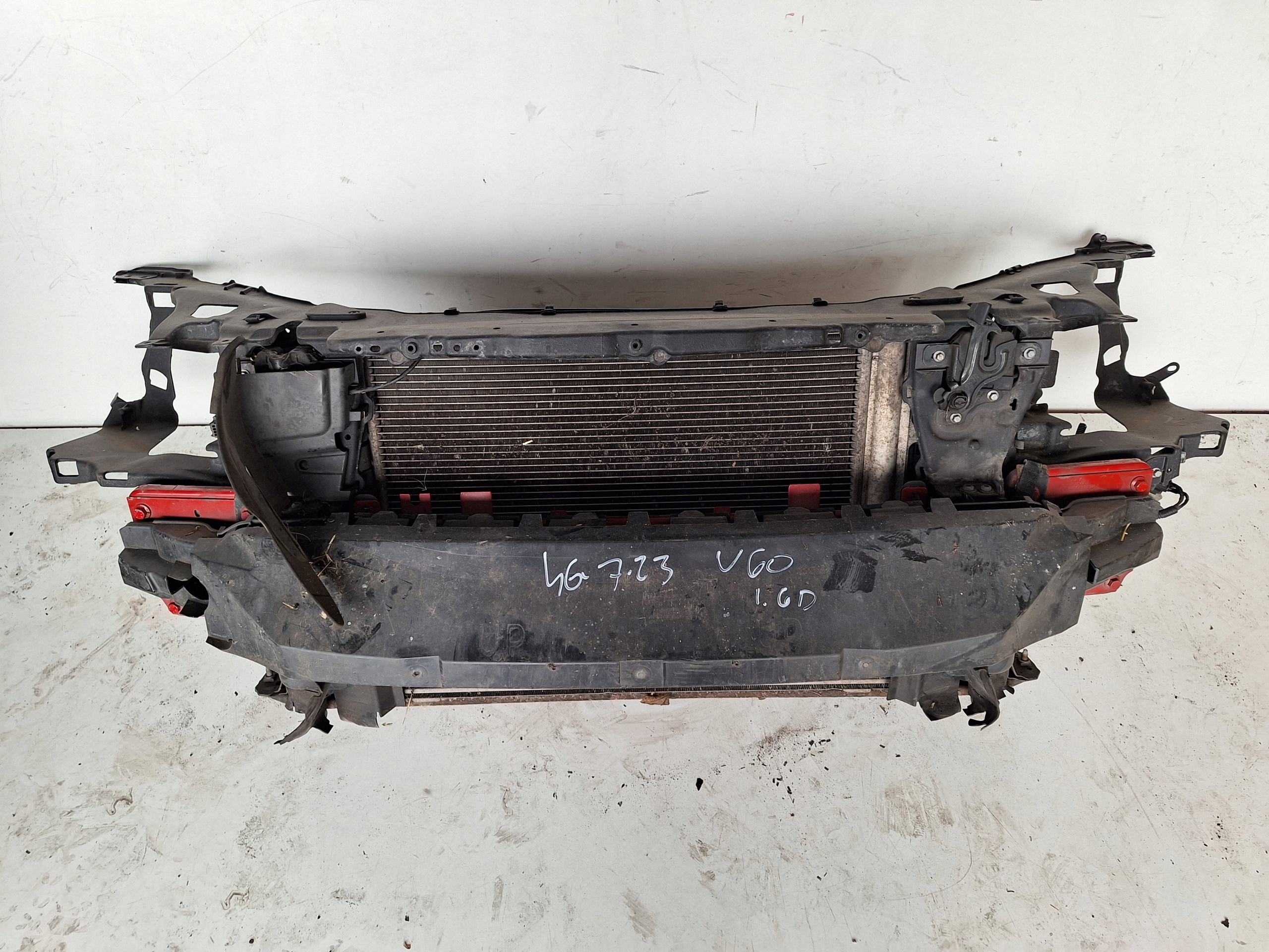 VOLVO S60 II V60 II 10-13 support panel for radiators 1.6 DIESEL