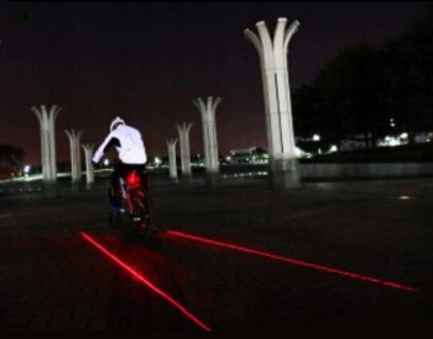 LAMPKA ROWEROWA TYLNA 5 LED - 7 TRYBÓW + LASER Marka Inna marka