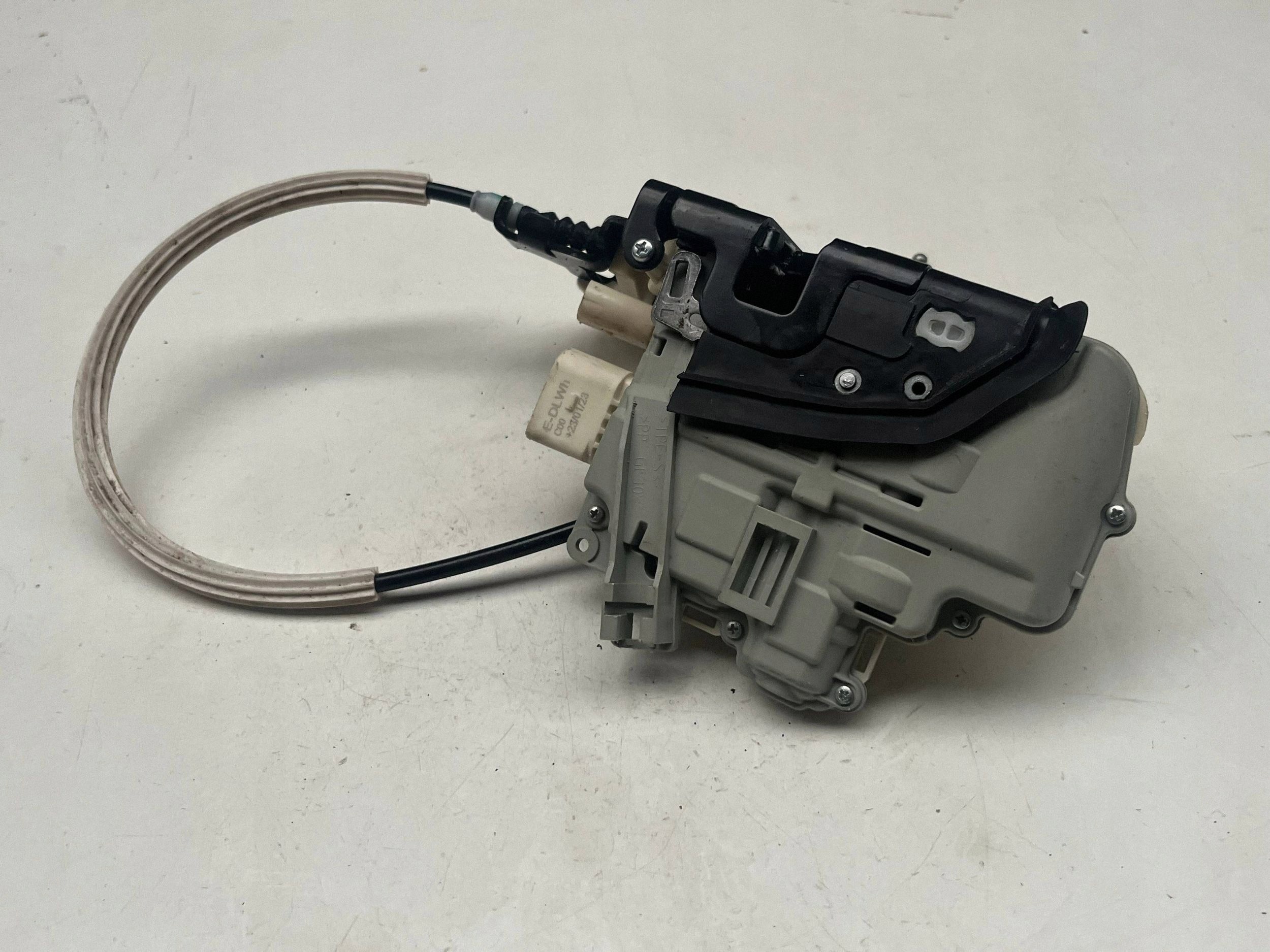 AUDI Q7 4M lock door left front DOCIAG 4M1837015F @M