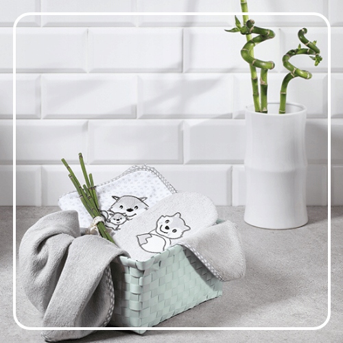 BAMBUSOWA MYJKA DO KĄPIELI DLA NOWORODKA MIĘKKA RĘKAWICA DO MYCIA DZIECI Kod producenta 347/03