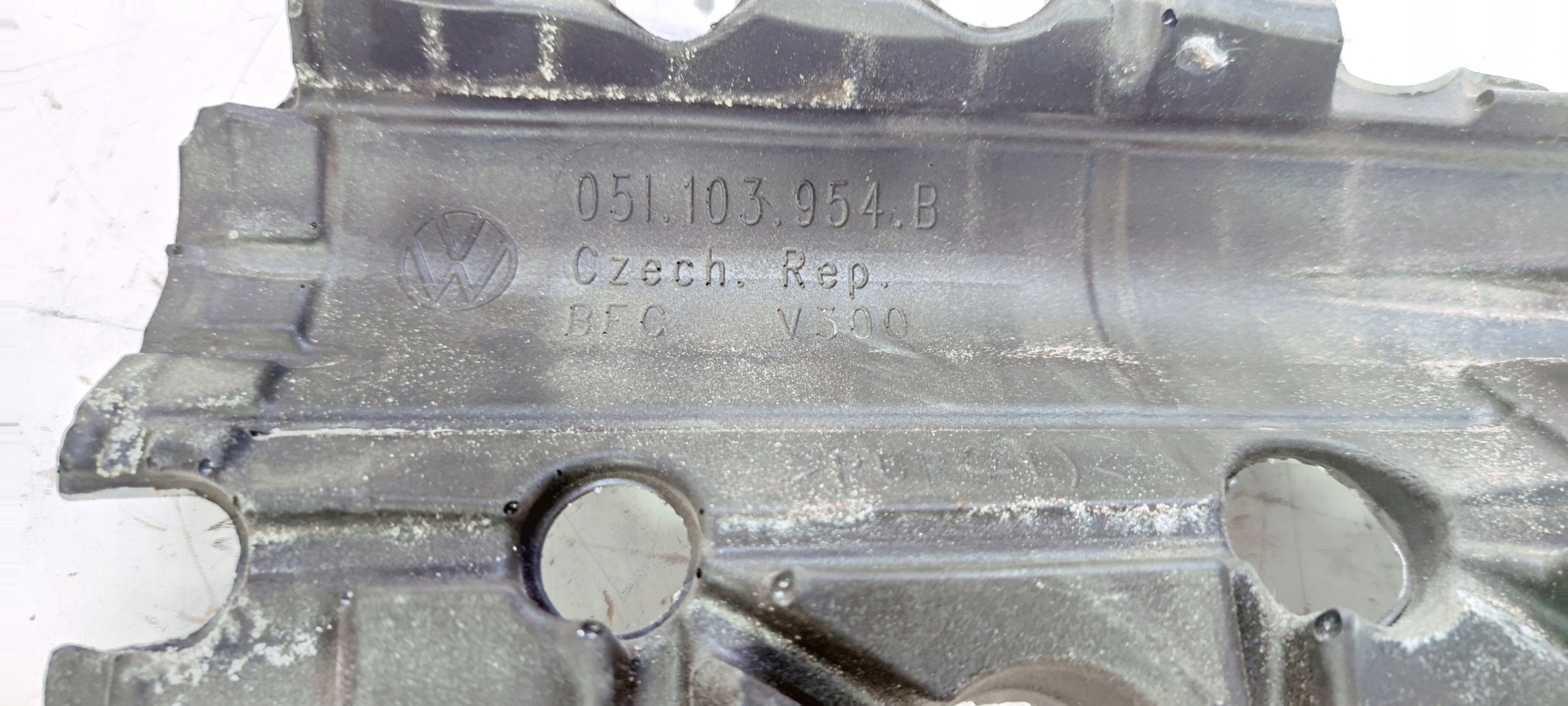 fedél TERMICZNA hangszigetelő AUDI A6 C8 05L103954B