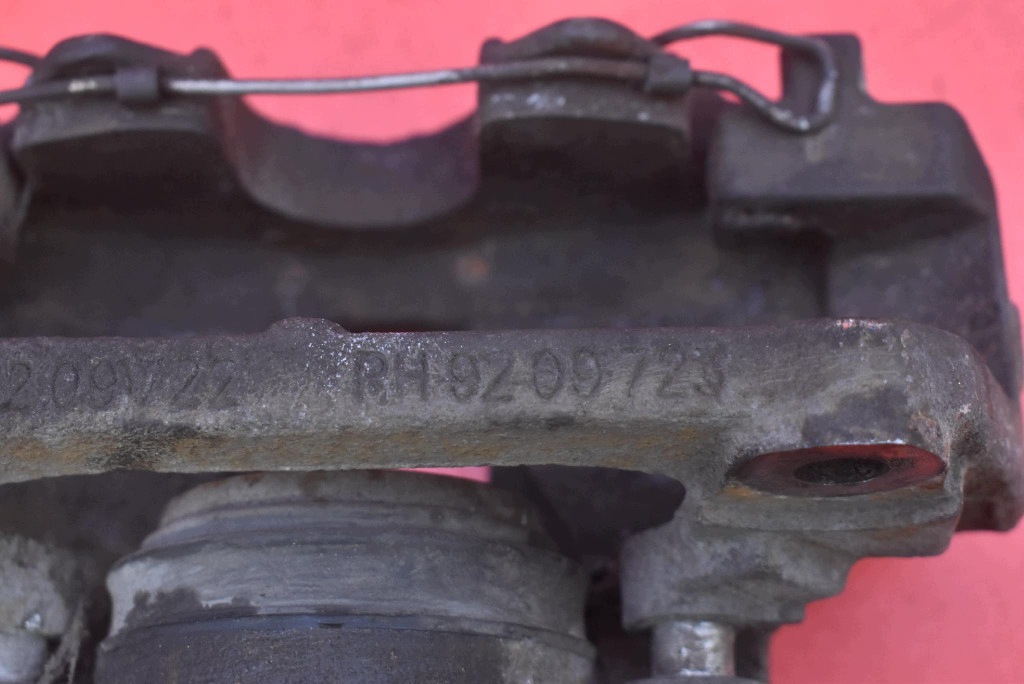 caliper brake left front VOLVO S60 1 and 2.5 T 210 KM 04-09