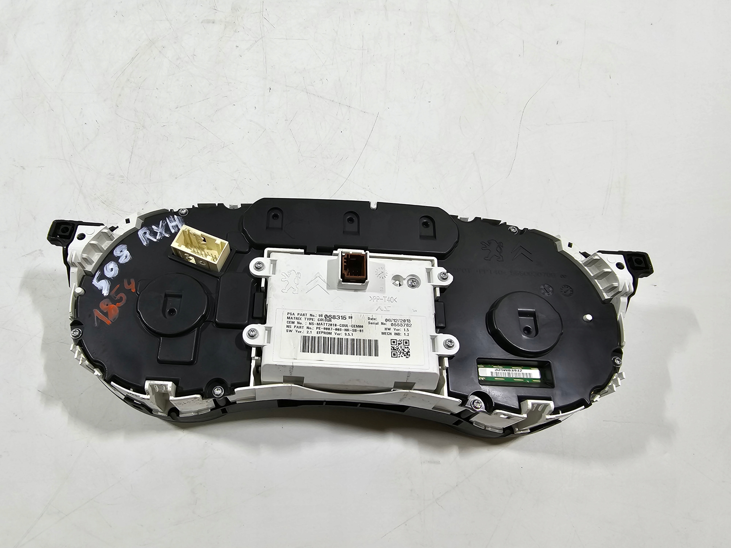 спидометр peugeot 508 гибрид 9806831580