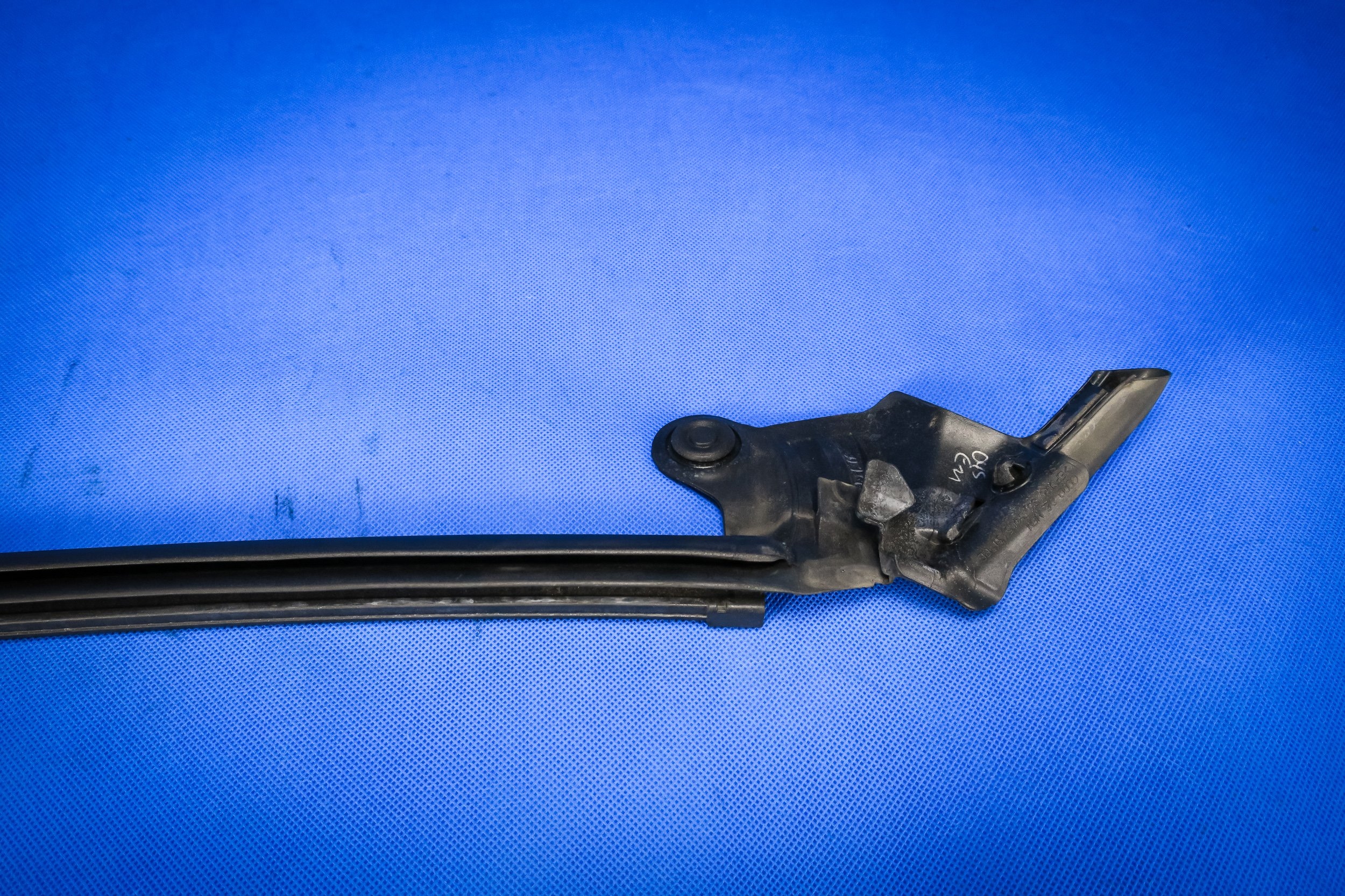 gasket right door windows Audi A7 4G8 4G8839480H