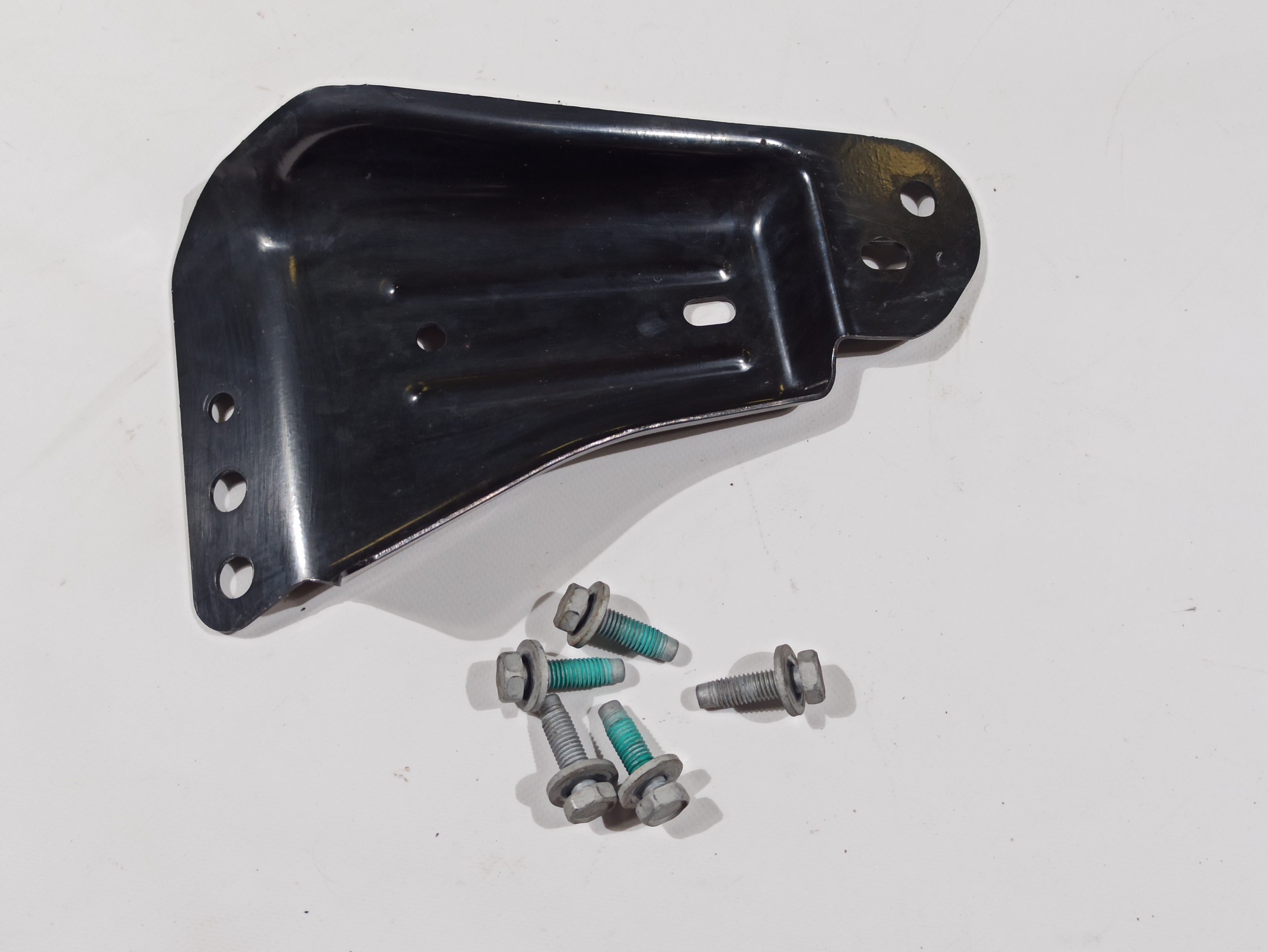 sheet metal mudguard pillar P Dodge Charger 2015+