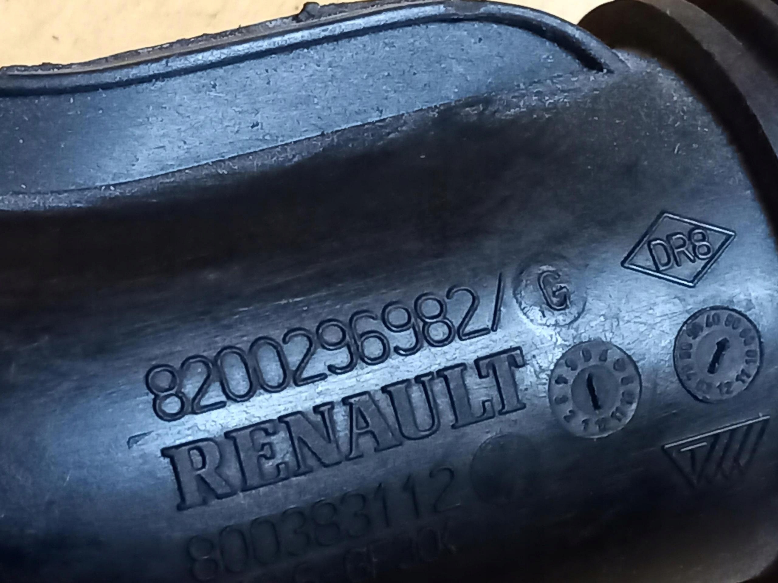 pipe wiring air RENAULT CLIO III 1.5 DCI 8200296982