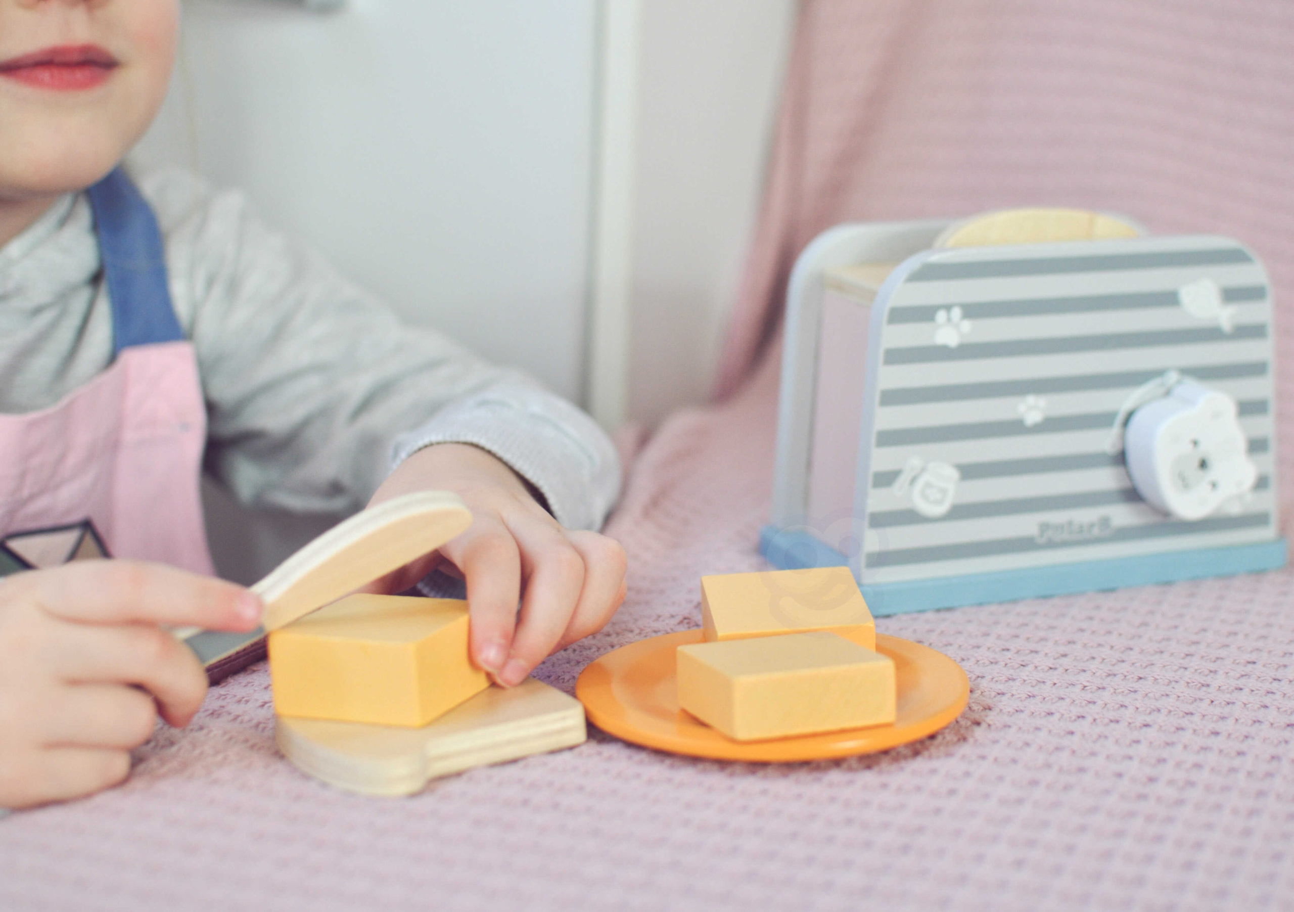 VIGA TOSTER DREWNIANY SZARY PolarB ZESTAW AKCESORIA TOSTY TALERZYK Płeć chłopcy dziewczynki