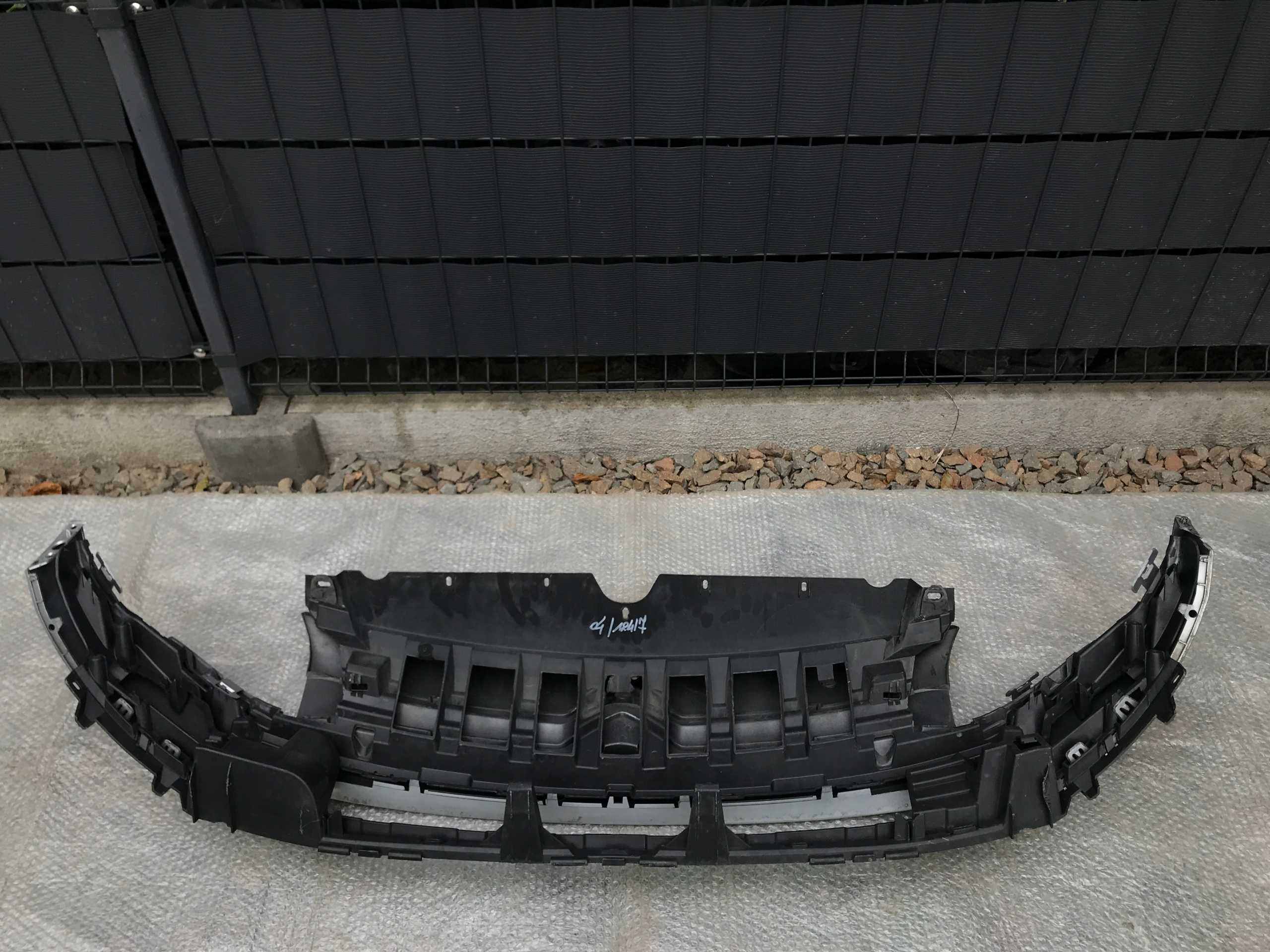 Citroen Berlingo III Kühlergrill FRONTGRILL Kühlergitter - Thumbnail 4