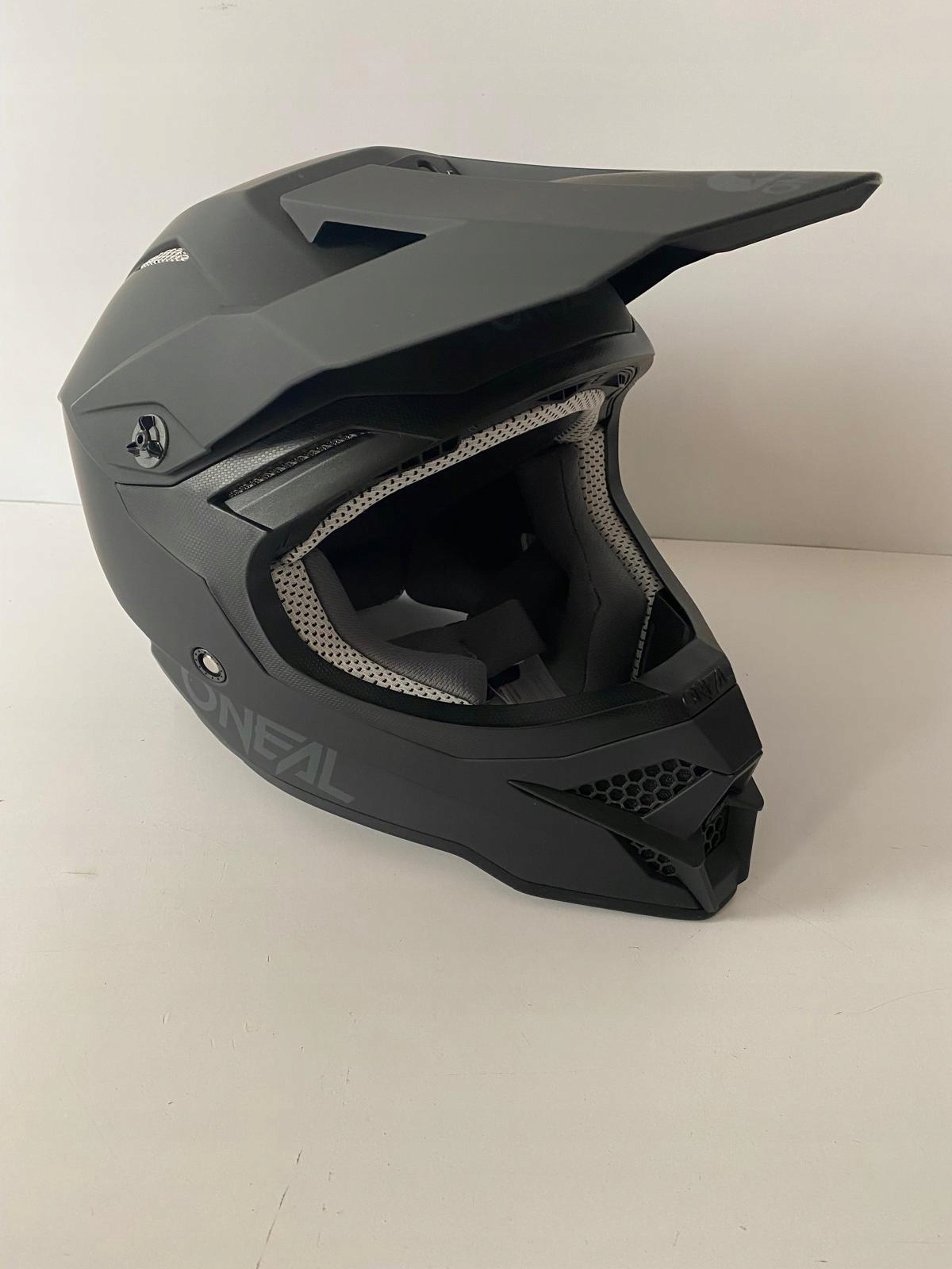 Kask O'Neal 3Series SOLID czarny r. XL Model 0627-325