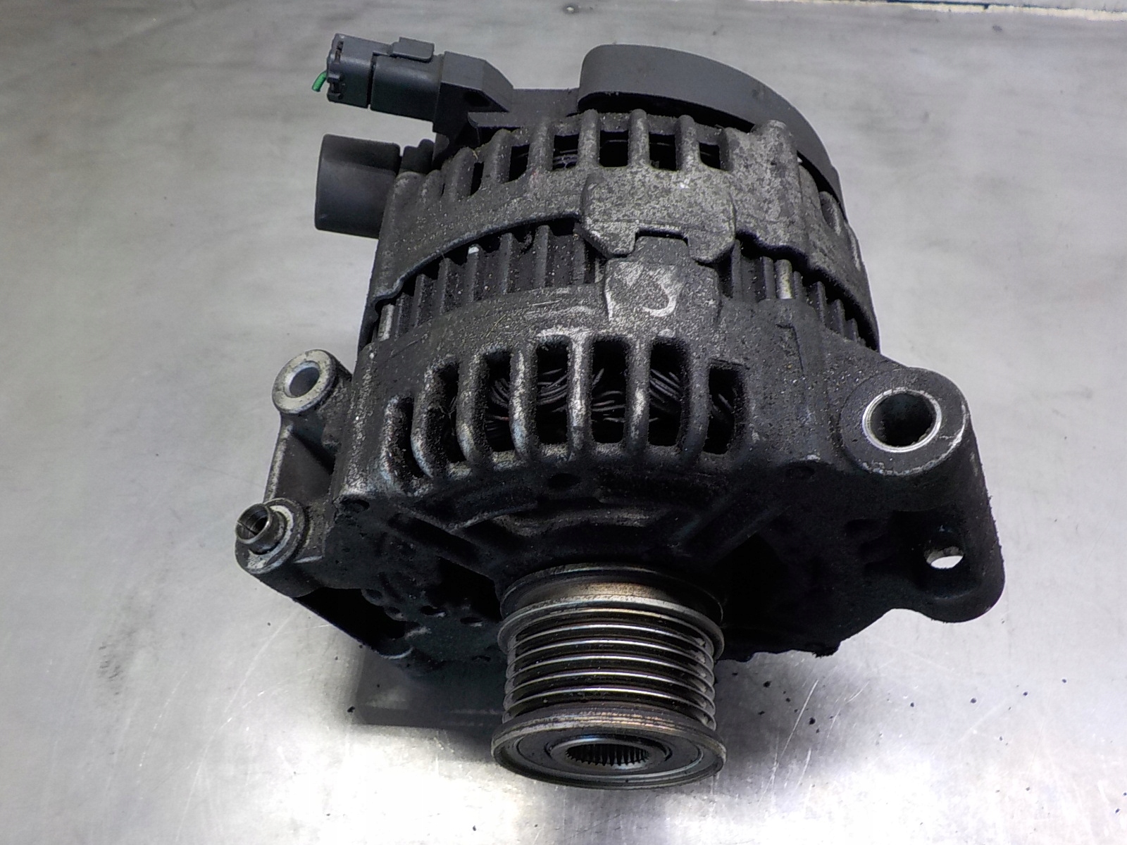 MINI R56 1.6 ALTERNATOR 757436580-01 0121615012