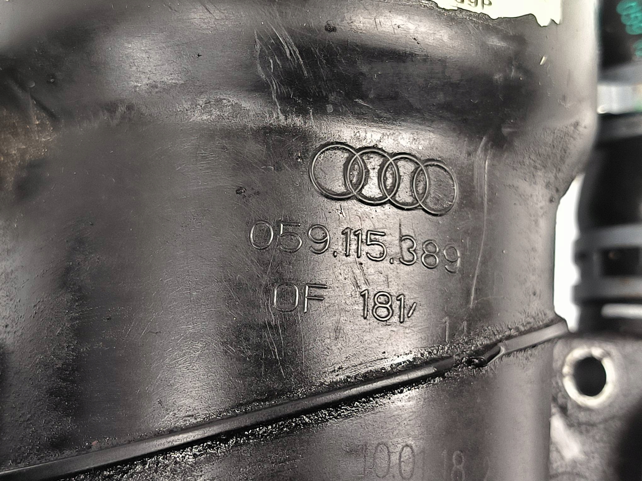 Obal filtra oleja 059115389 AUDI A6 C7 LIFT