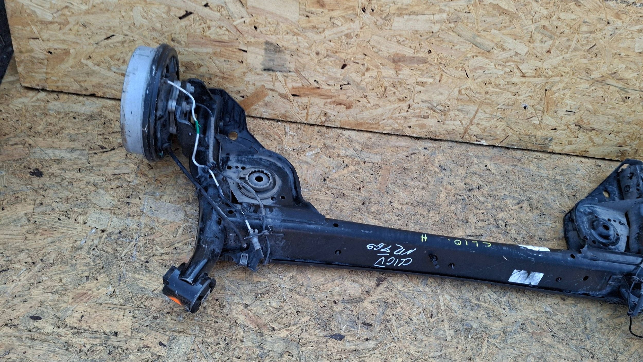 axis rear part BEBNY RENAULT CLIO V 2019