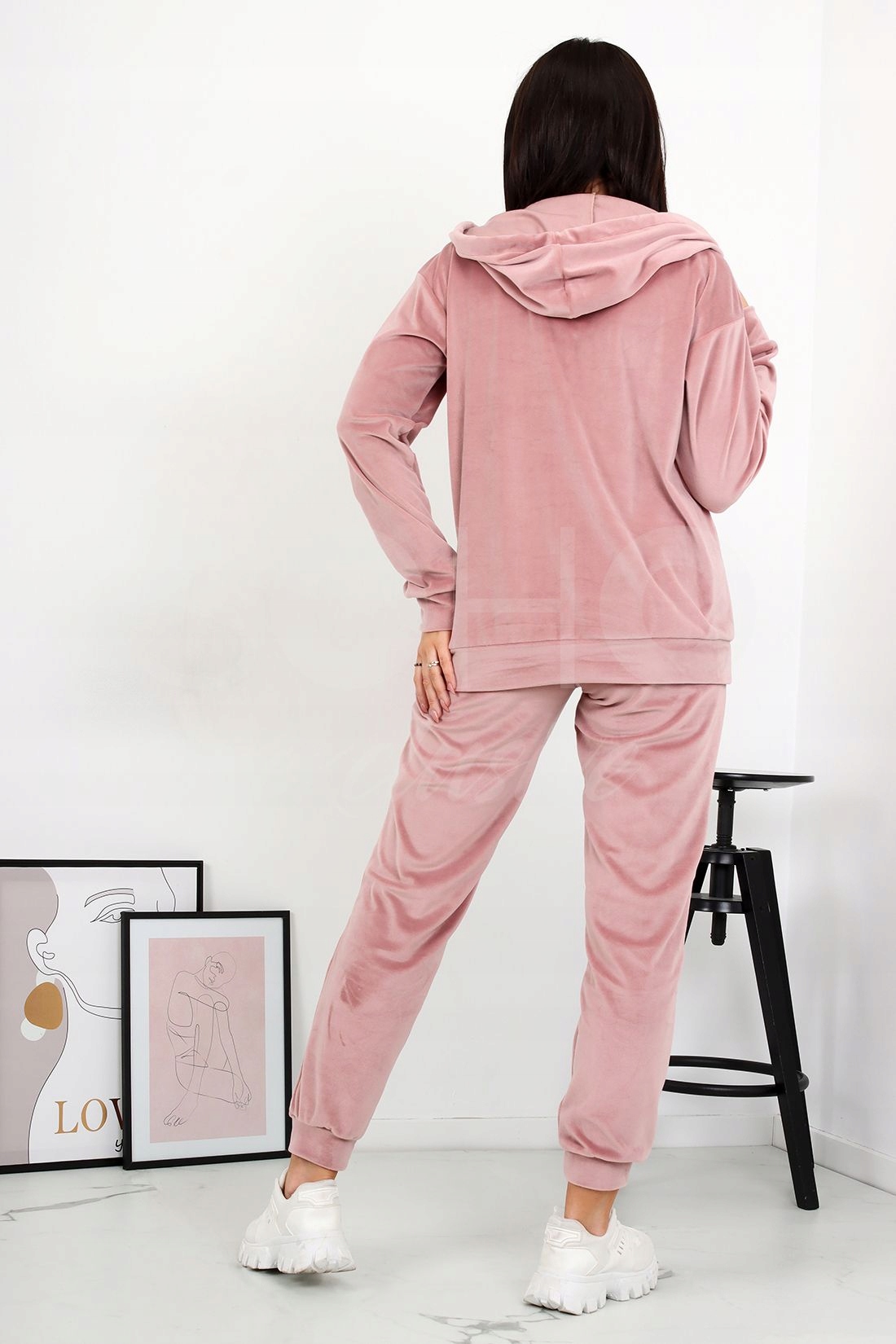 DRES DAMSKI KOMPLET WELUROWY 36/38 S/M BR RÓŻOWY Rozmiar S/M