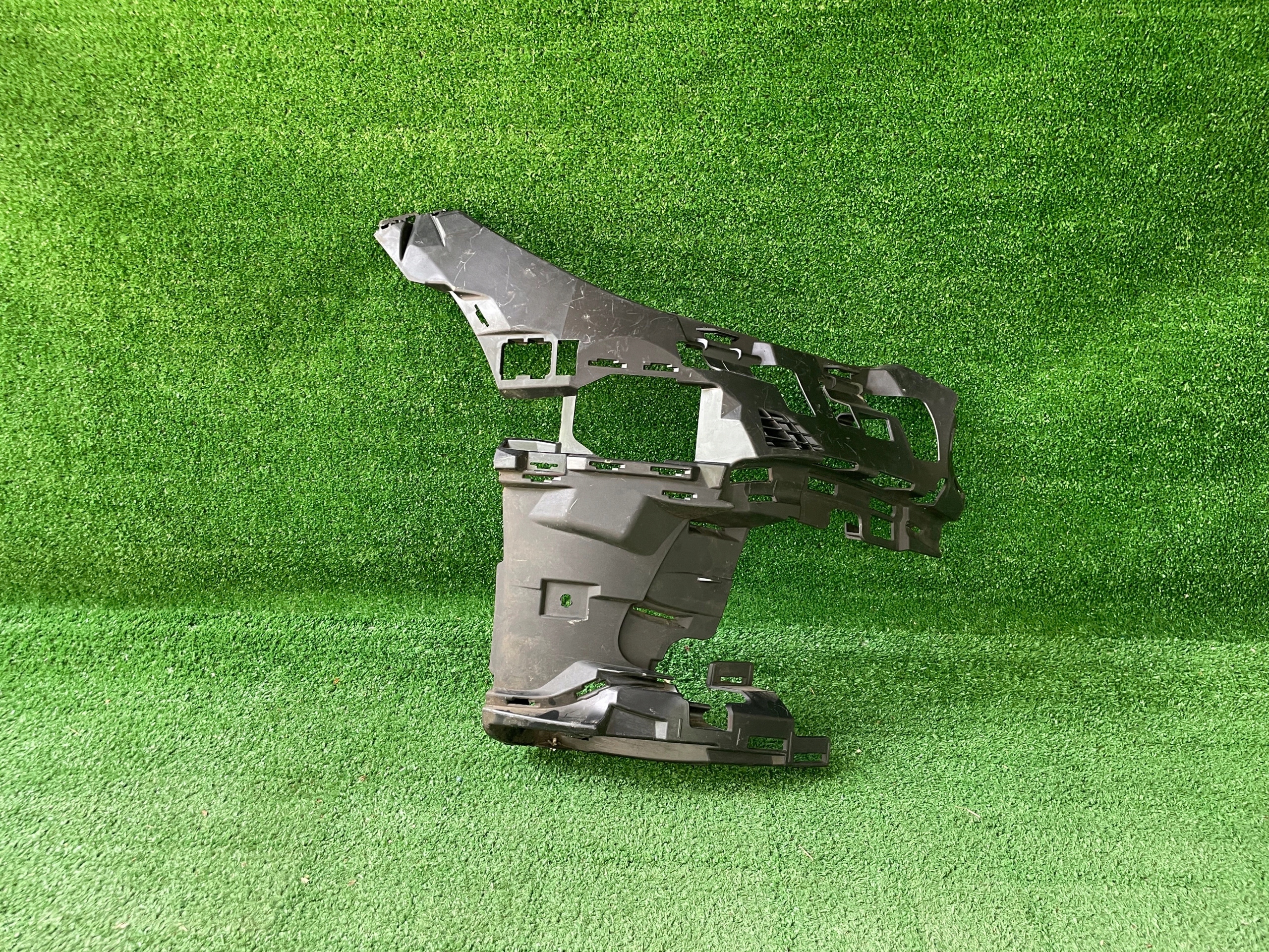 Mercedes C W206 left bumper bracket A2068857001 AMG