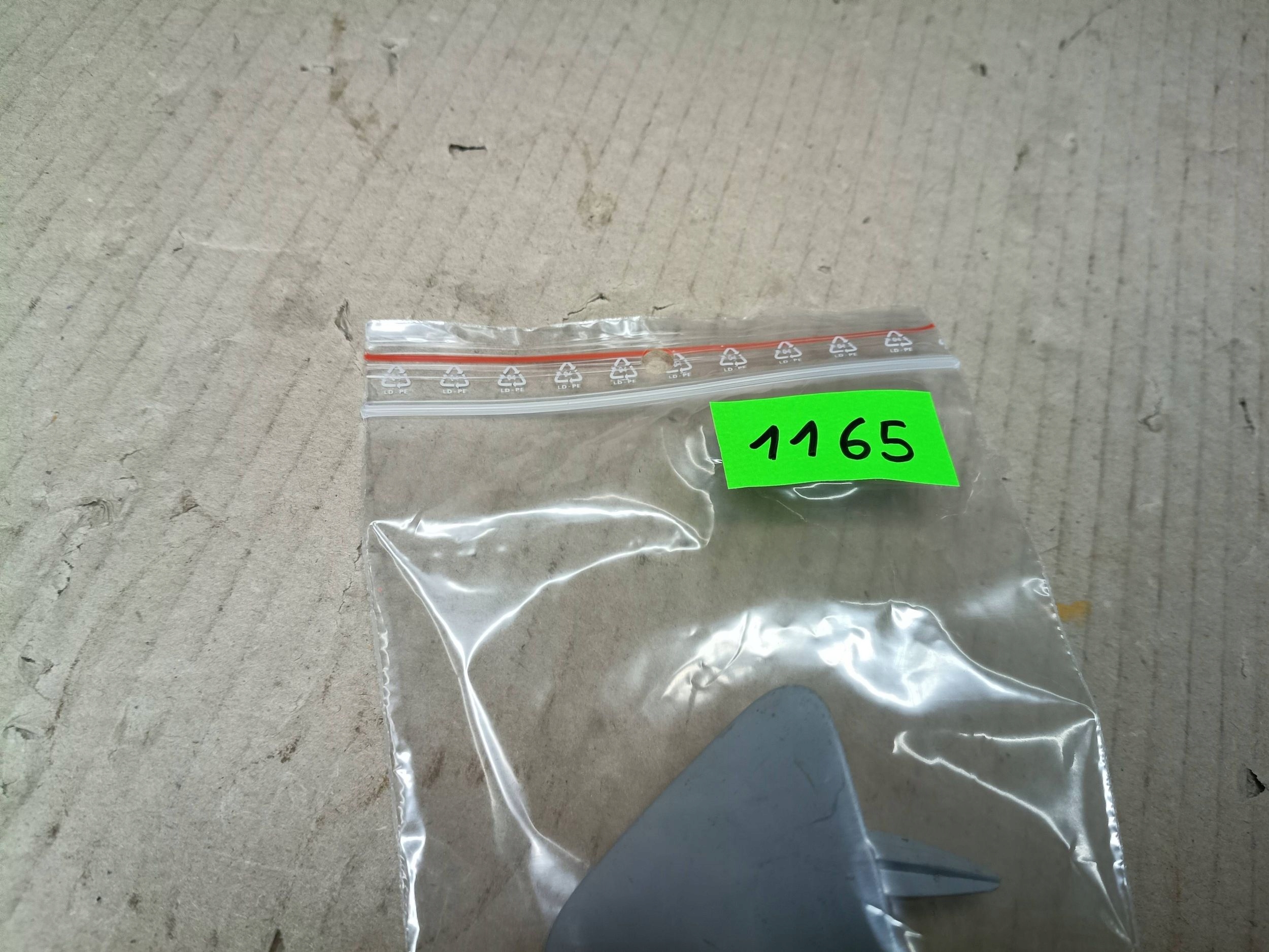 Couvre Lave phare Avant Audi A3 S3 8V 8V3955276