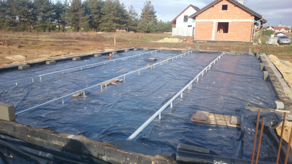 FOLIA FUNDAMENTOWA IZOLAT POZIOMA 0.3 0.36X50 18M2 EAN (GTIN) 5903347015049