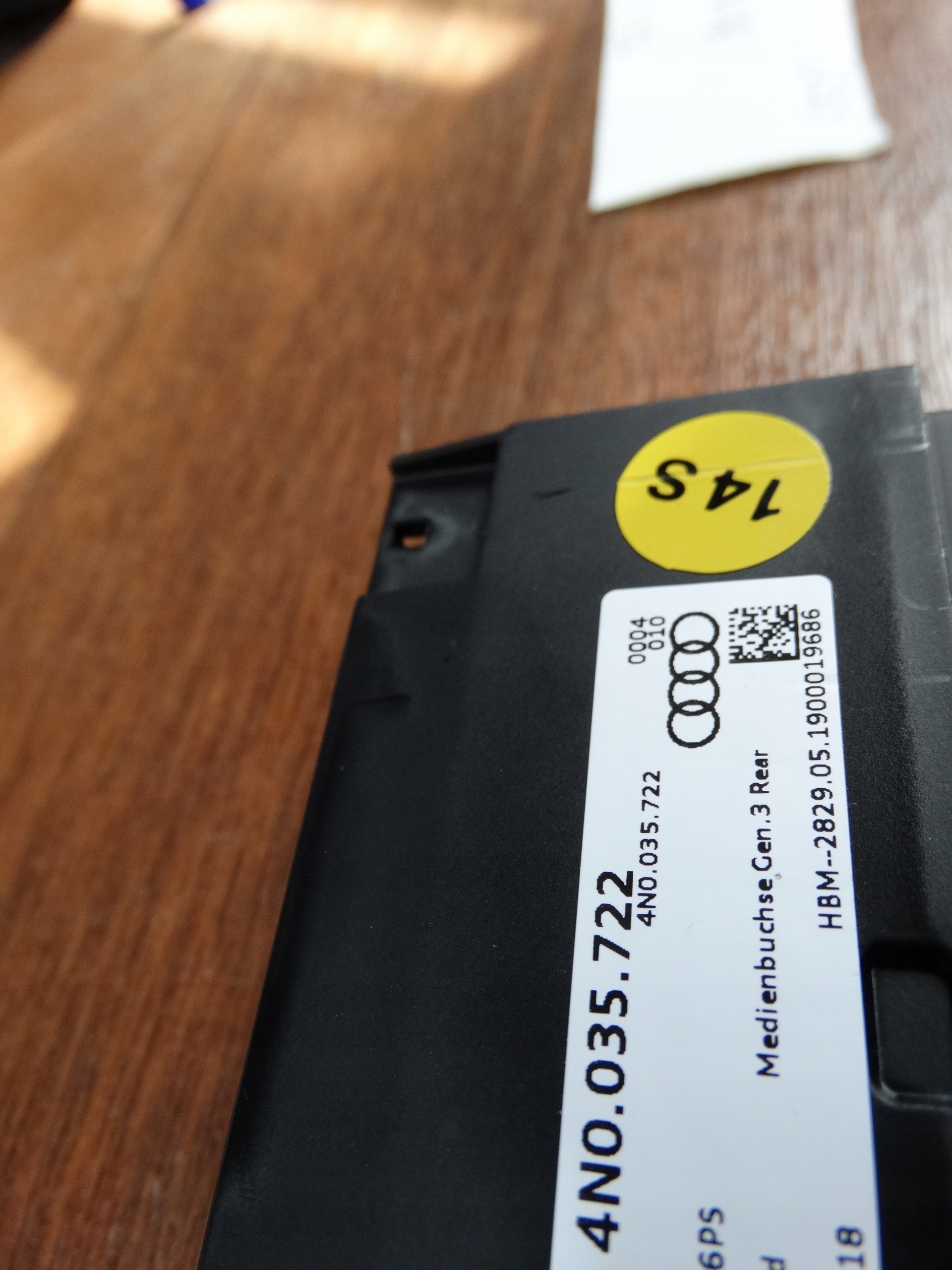 IDEALNY PANEL ZLACZE USB X2 AUDI A6 A7 C8 Q7 Q8 1 9