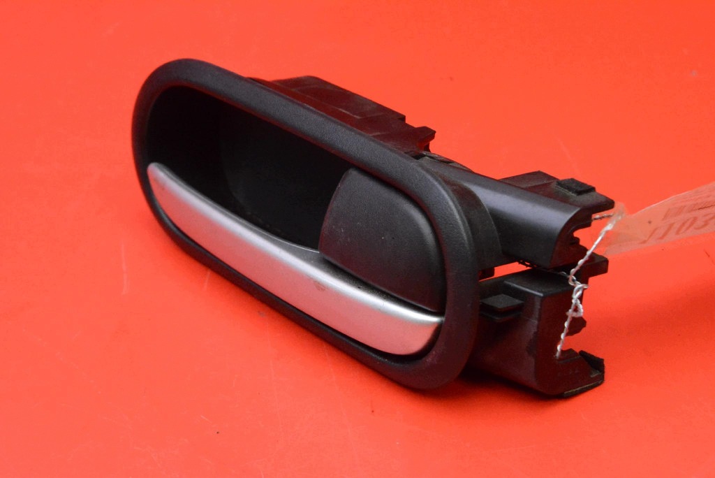 handle inner right front SREBRNA MAZDA MX-5 III NC 05-08