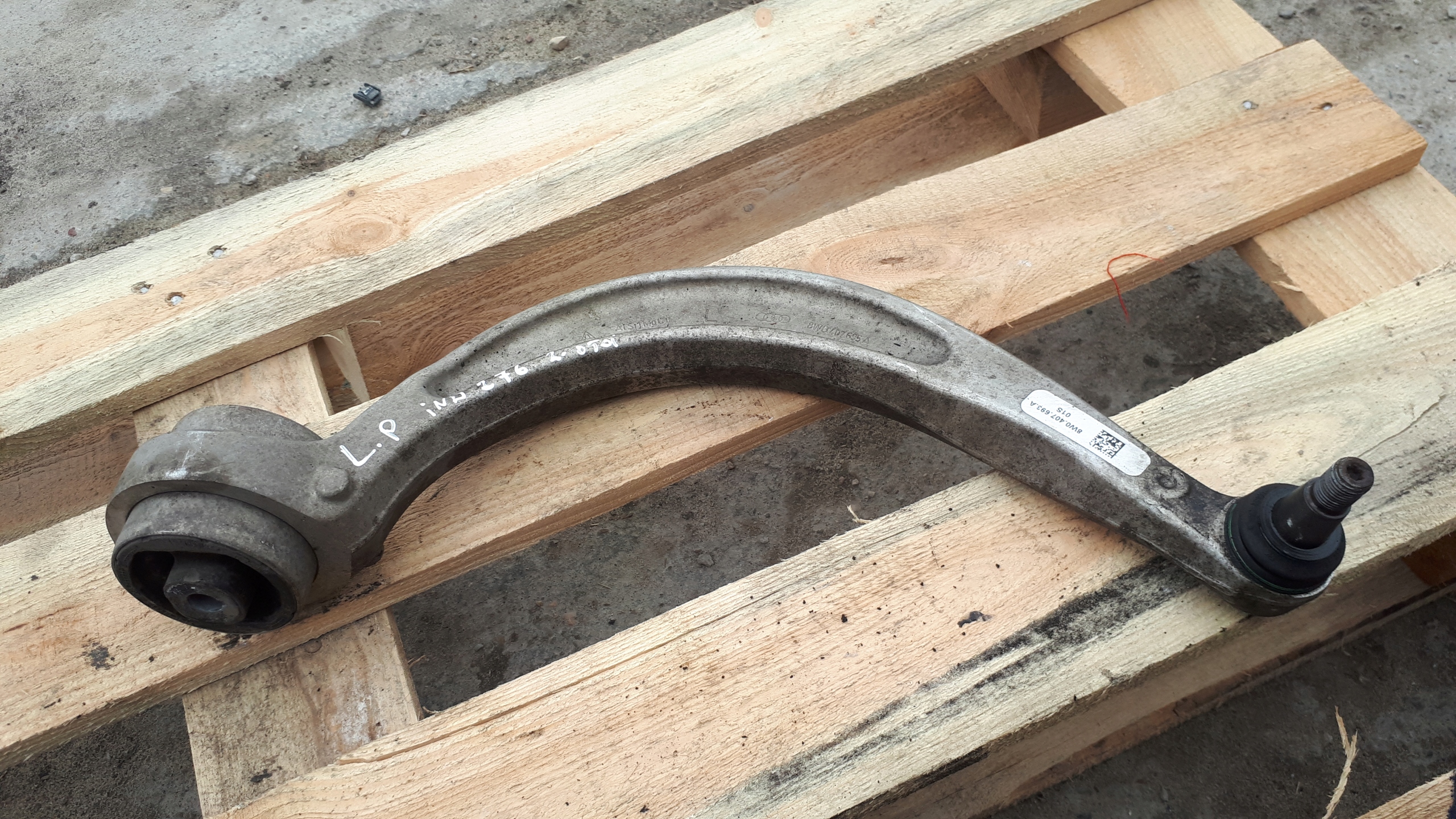 A4 B9 8W arm left front 8W0407693A A5 8W
