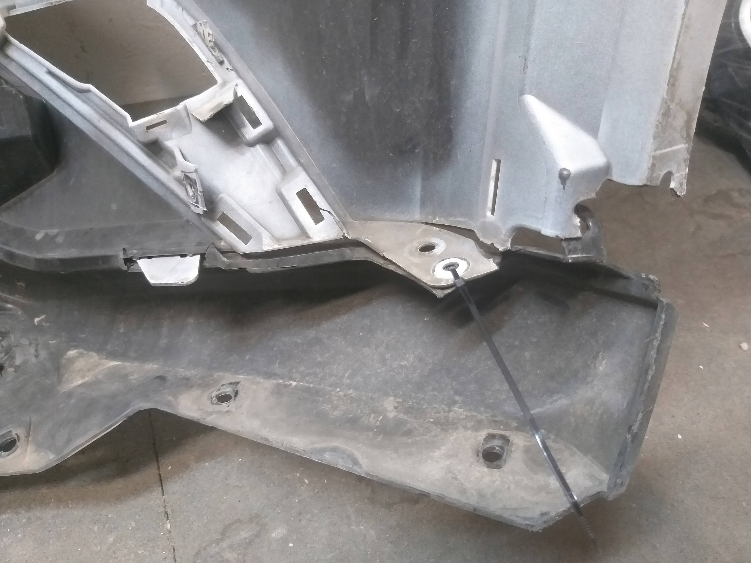 bumper front NISSAN JUKE 2 II F16 19