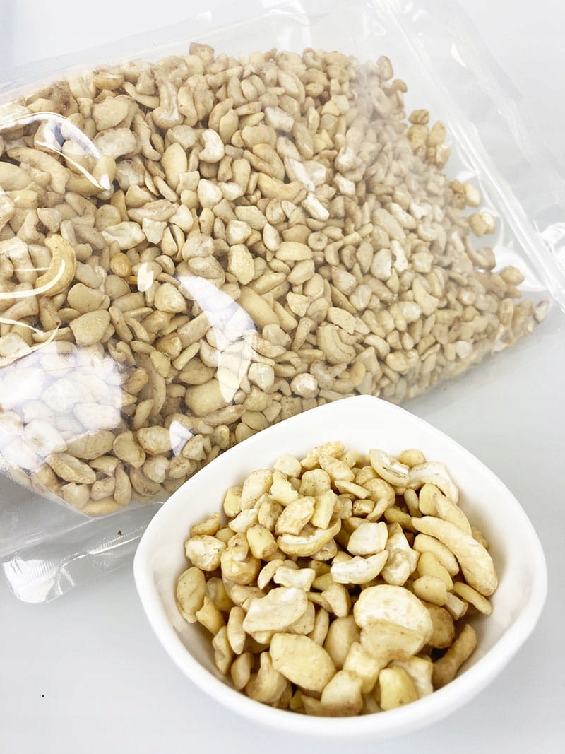 Levně Kešu Ořechy kousky 22,68 kg Swojska Piwniczka