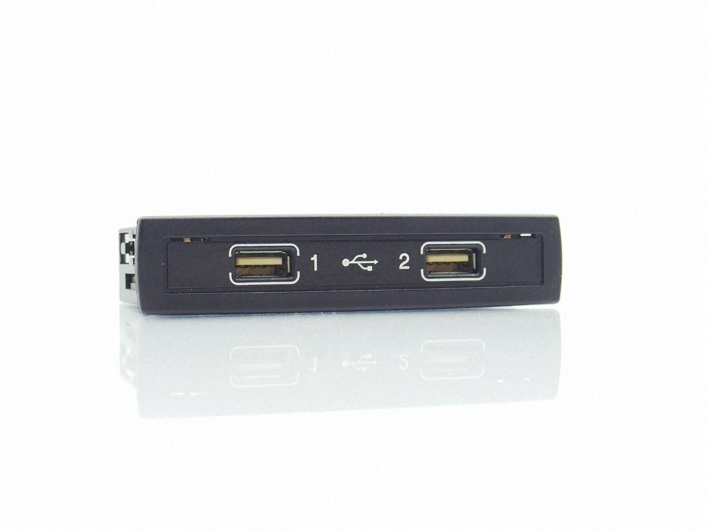 PANEL PORT adapter USB MERCEDES SLK R172 E W212 A1728202826