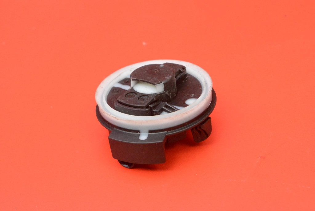 impact sensor right front 95930-M6000 KIA SPORTAGE 5 V 21-25