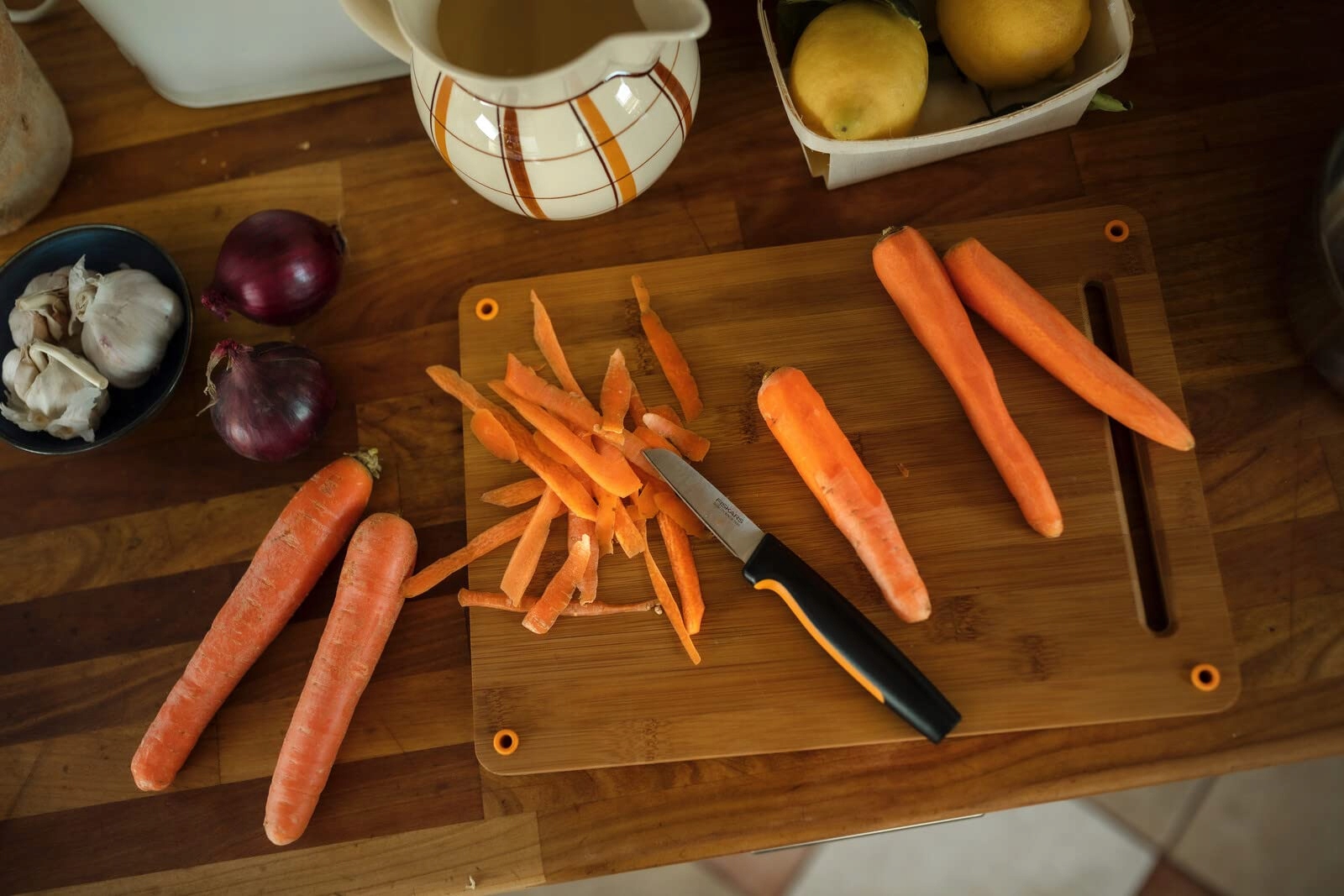 FISKARS Zestaw Noży Kuchennych 3-częściowy Stal Japońska Plastik Wersja 2 — miniatura 6