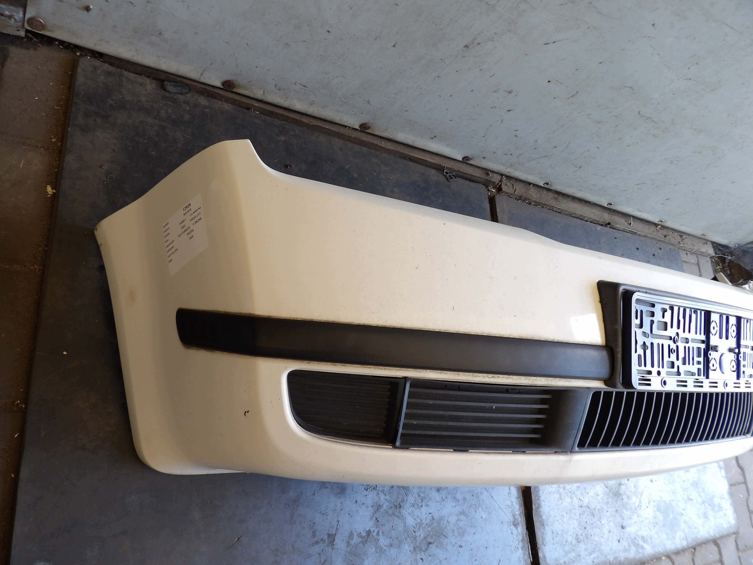 Skoda Fabia e Paraurti przdni 1026 HB