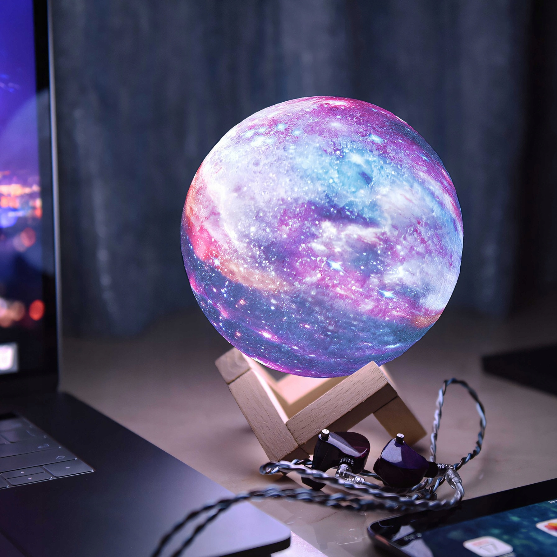 LAMPKA LAMPA NOCNA KSIĘŻYC ŚWIECĄCY 3D MOON RGB PILOT LED LIGHT MOONLIGHT Zasilanie akumulatorowe