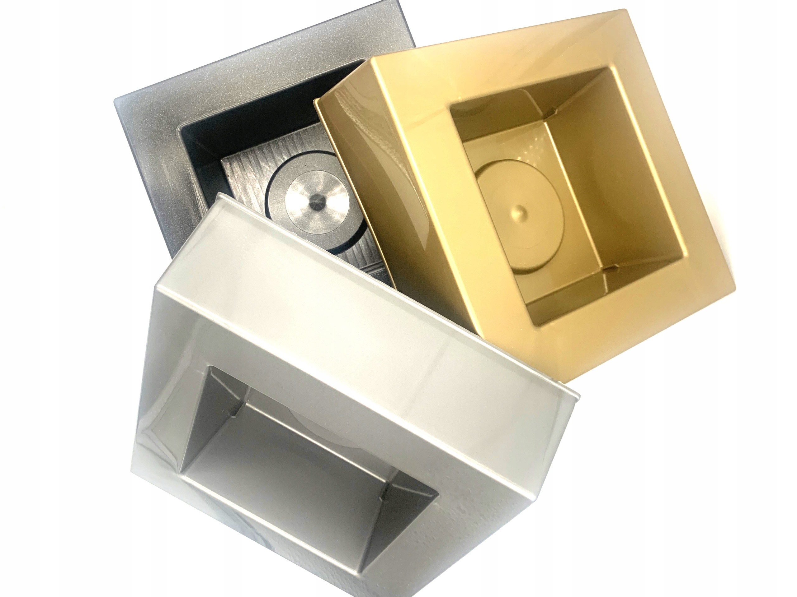 OSŁONKA KWADRAT DO KOMPOZYCJI 30 CM ZŁOTA CZARNA